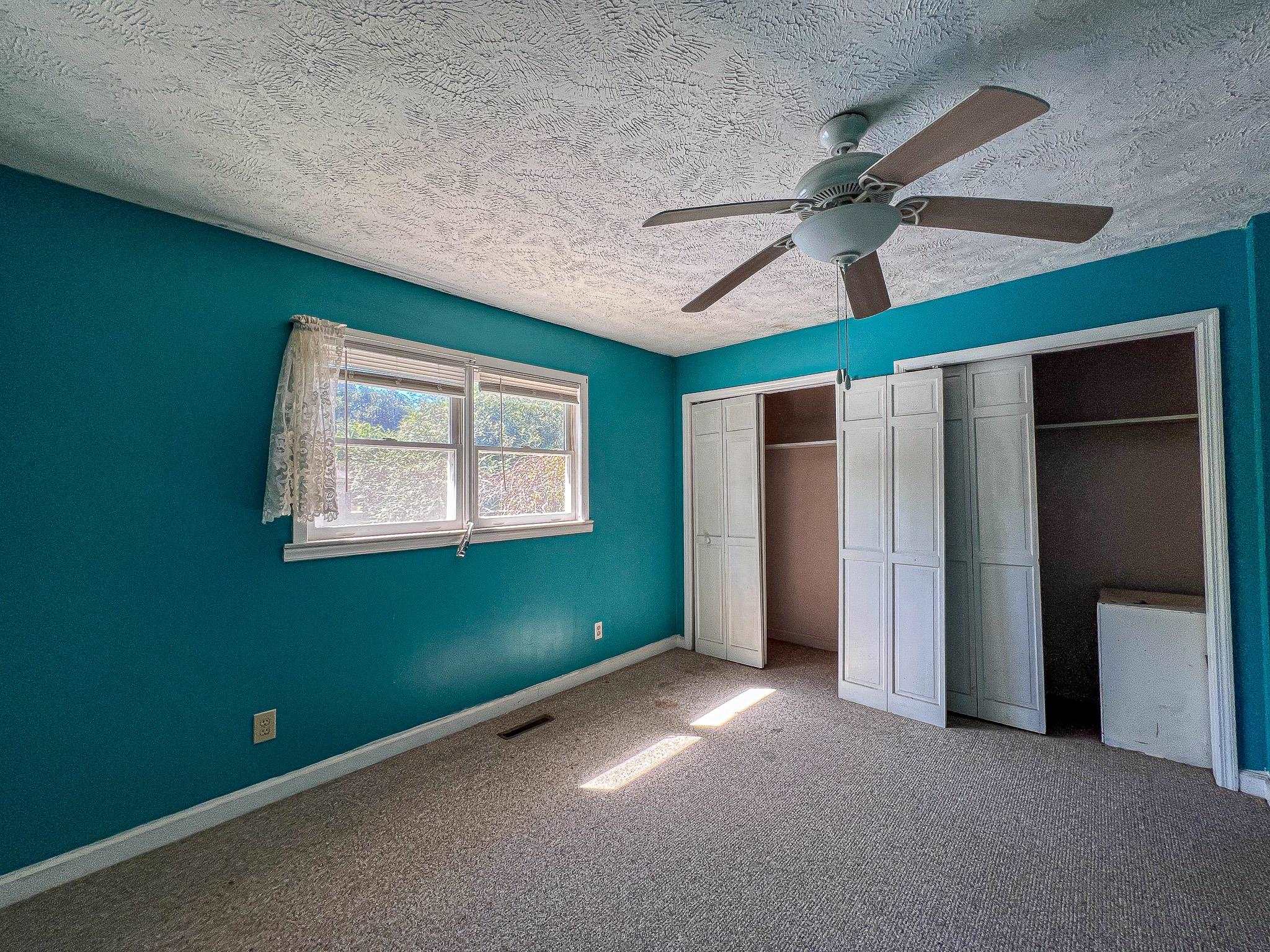 6313 Middle Rd. Property Photo 32