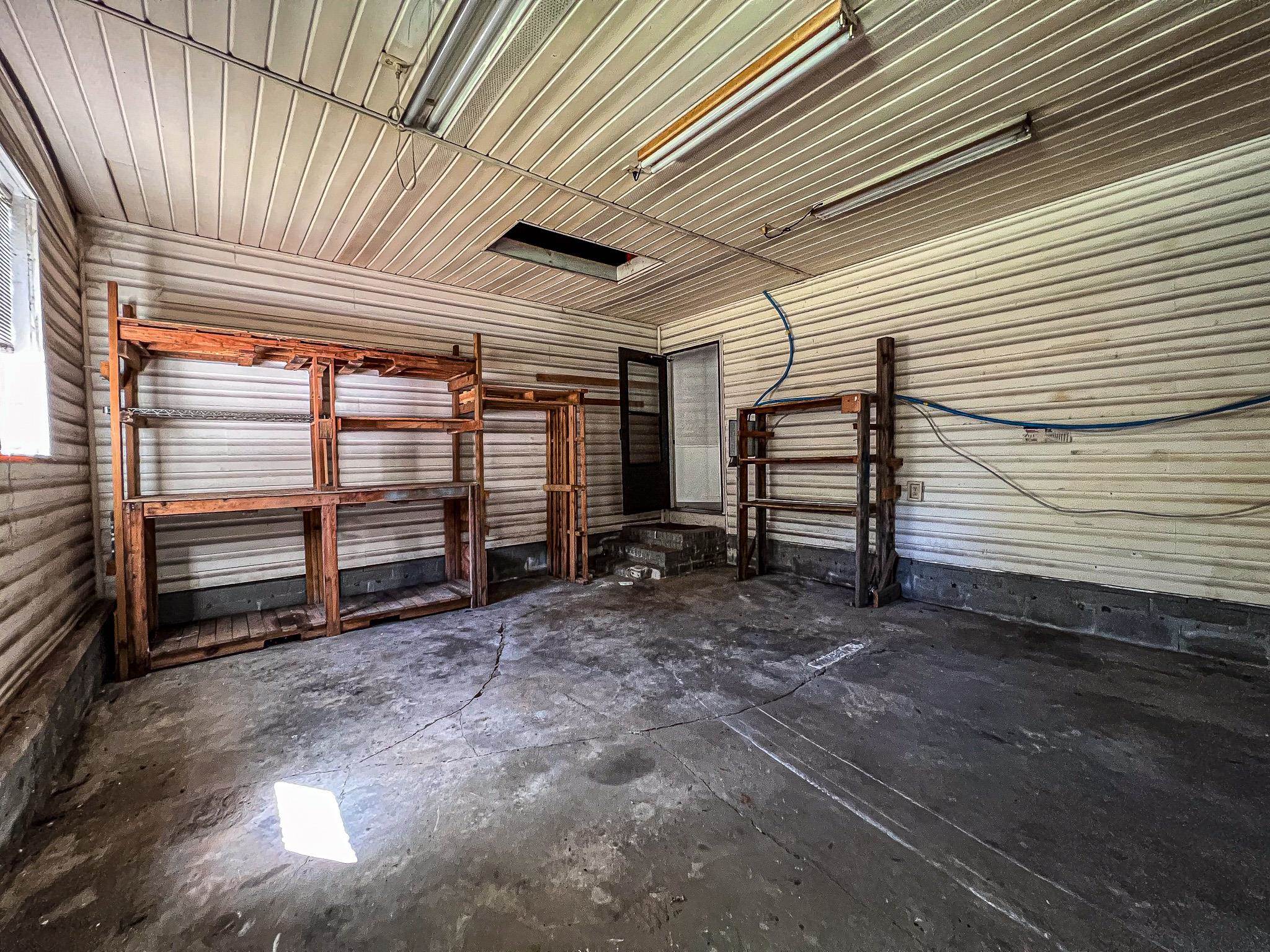 6313 Middle Rd. Property Photo 34