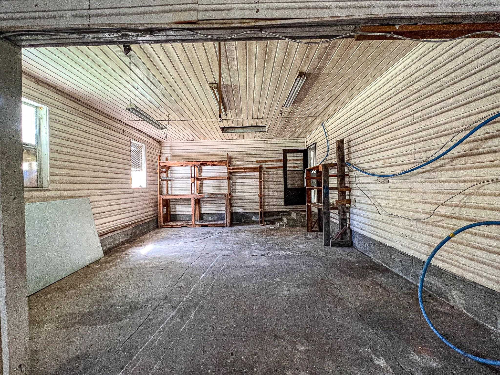 6313 Middle Rd. Property Photo 36