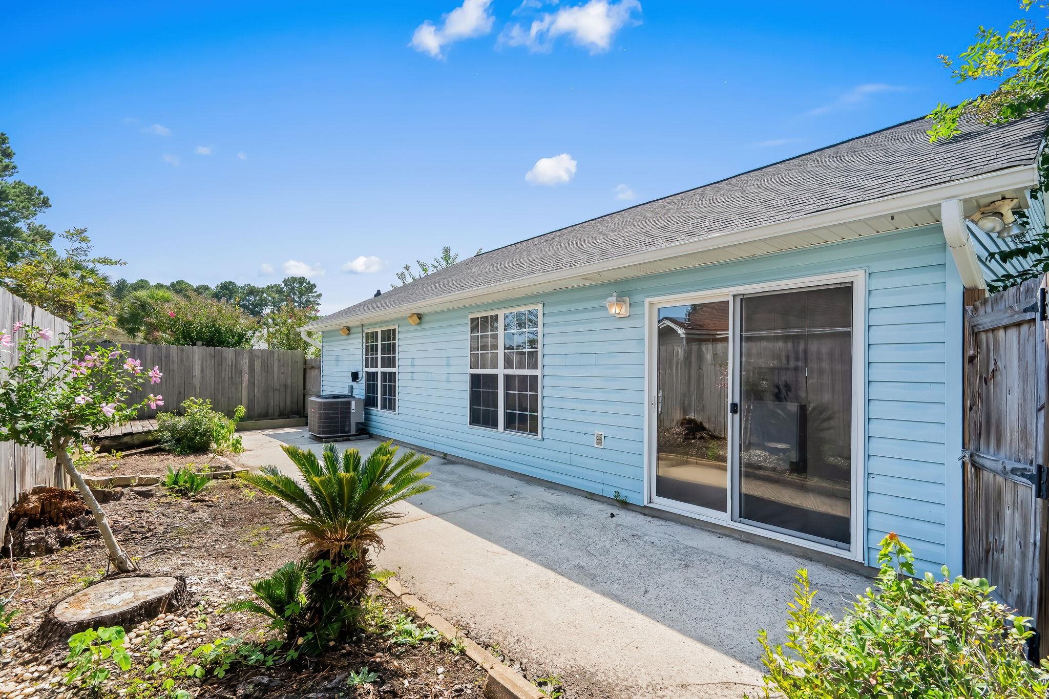 2125 Wedgewood Dr. Property Photo 18
