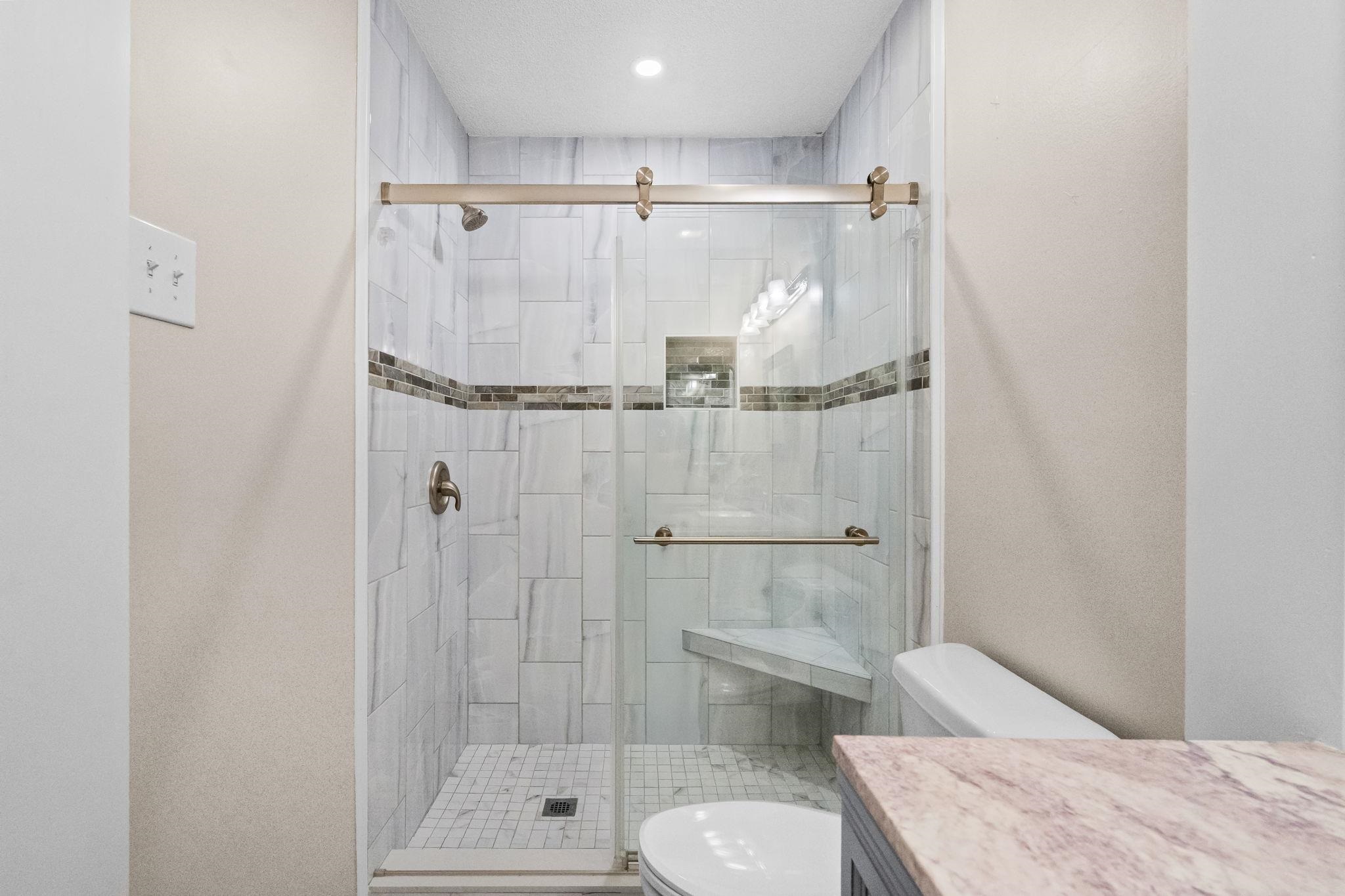 2125 Wedgewood Dr. Property Photo 23