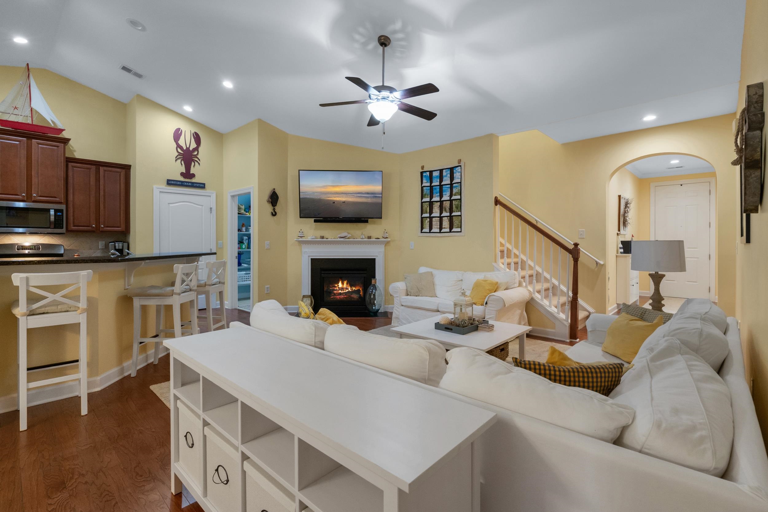 1417 Thames Ct. Property Photo 11