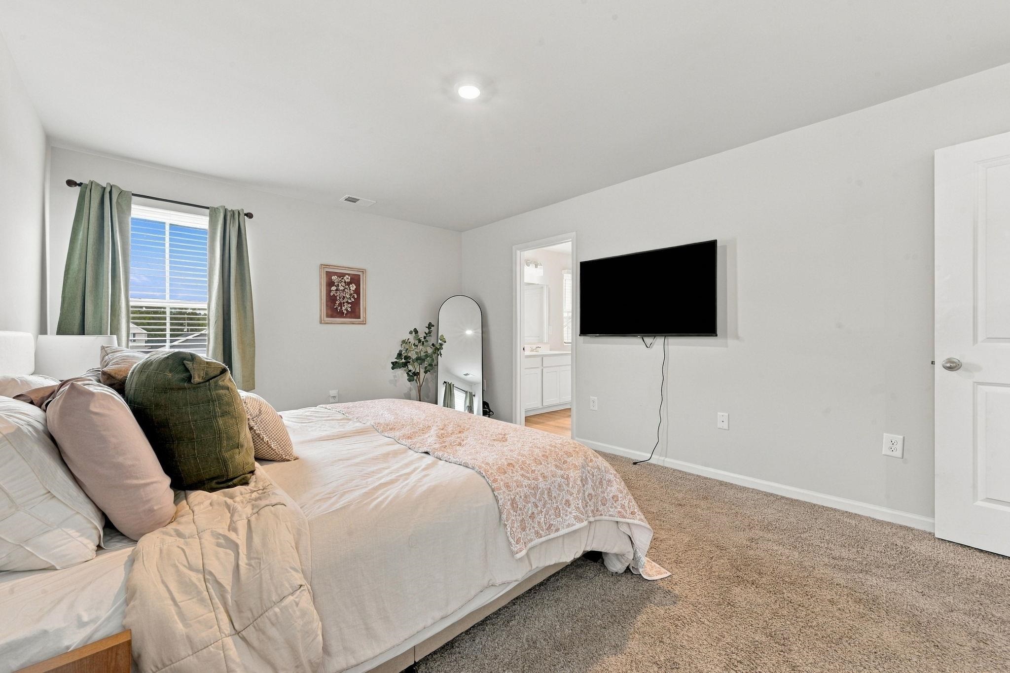 1068 Kinness Dr. Property Photo 24