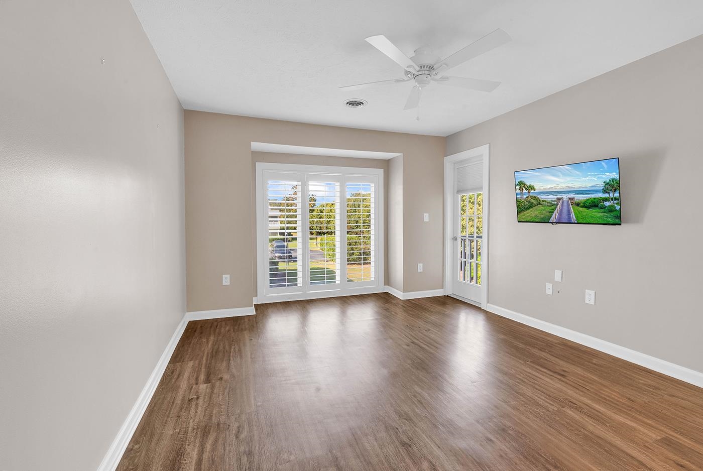 4719 Cobblestone Dr. Property Photo 10