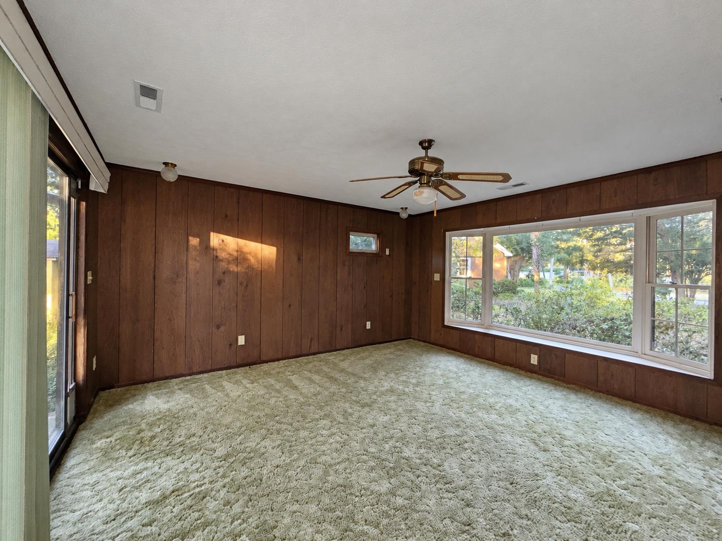 5722 Pickens Ave. Property Photo 12