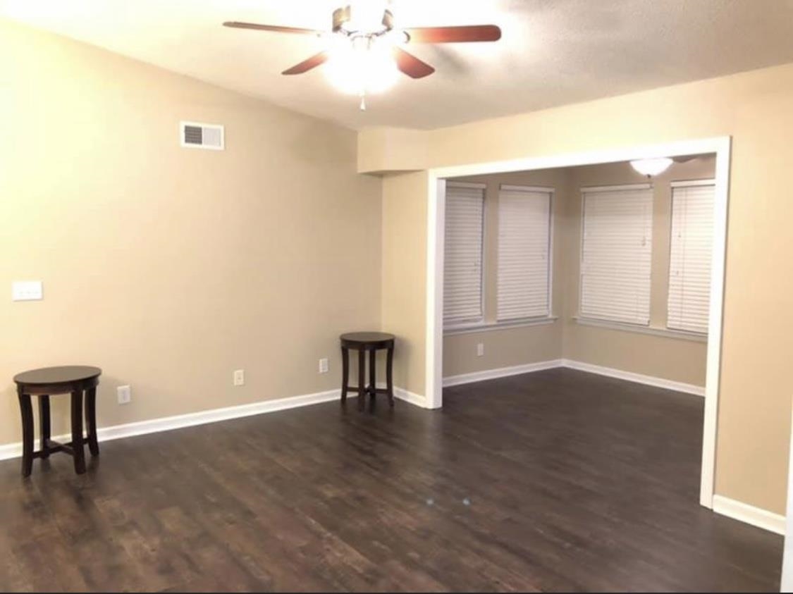8642 Southbridge Dr. Property Photo 6