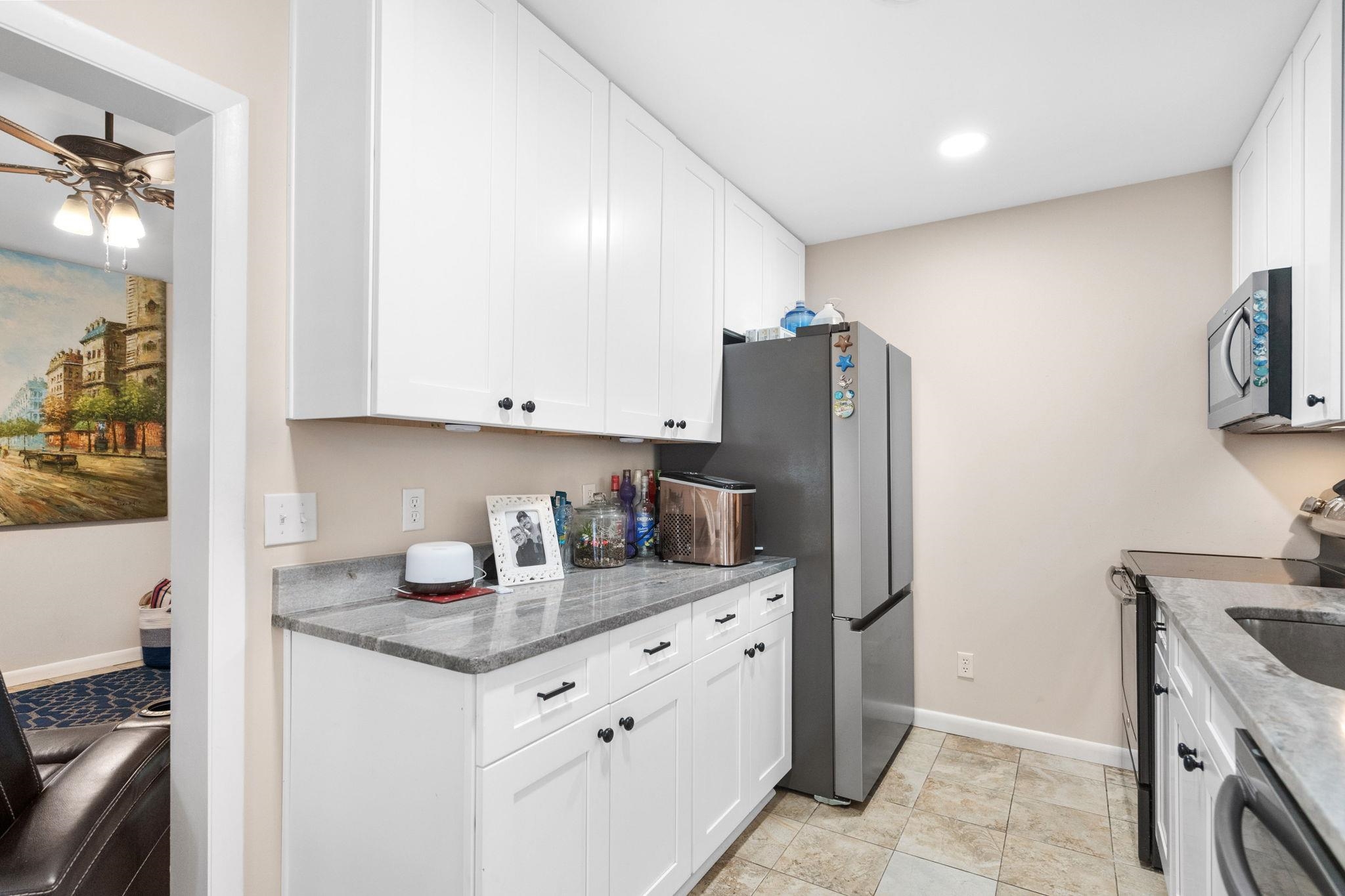 6001 - 1725 S Kings Hwy. Property Photo 22