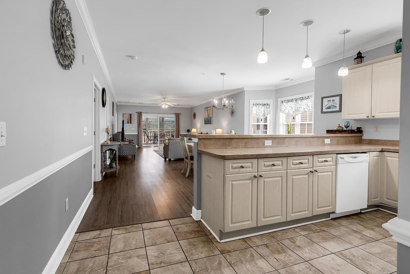 4861 Luster Leaf Circle Property Photo 2