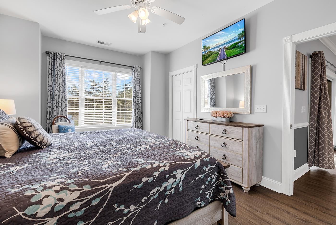 4861 Luster Leaf Circle Property Photo 17