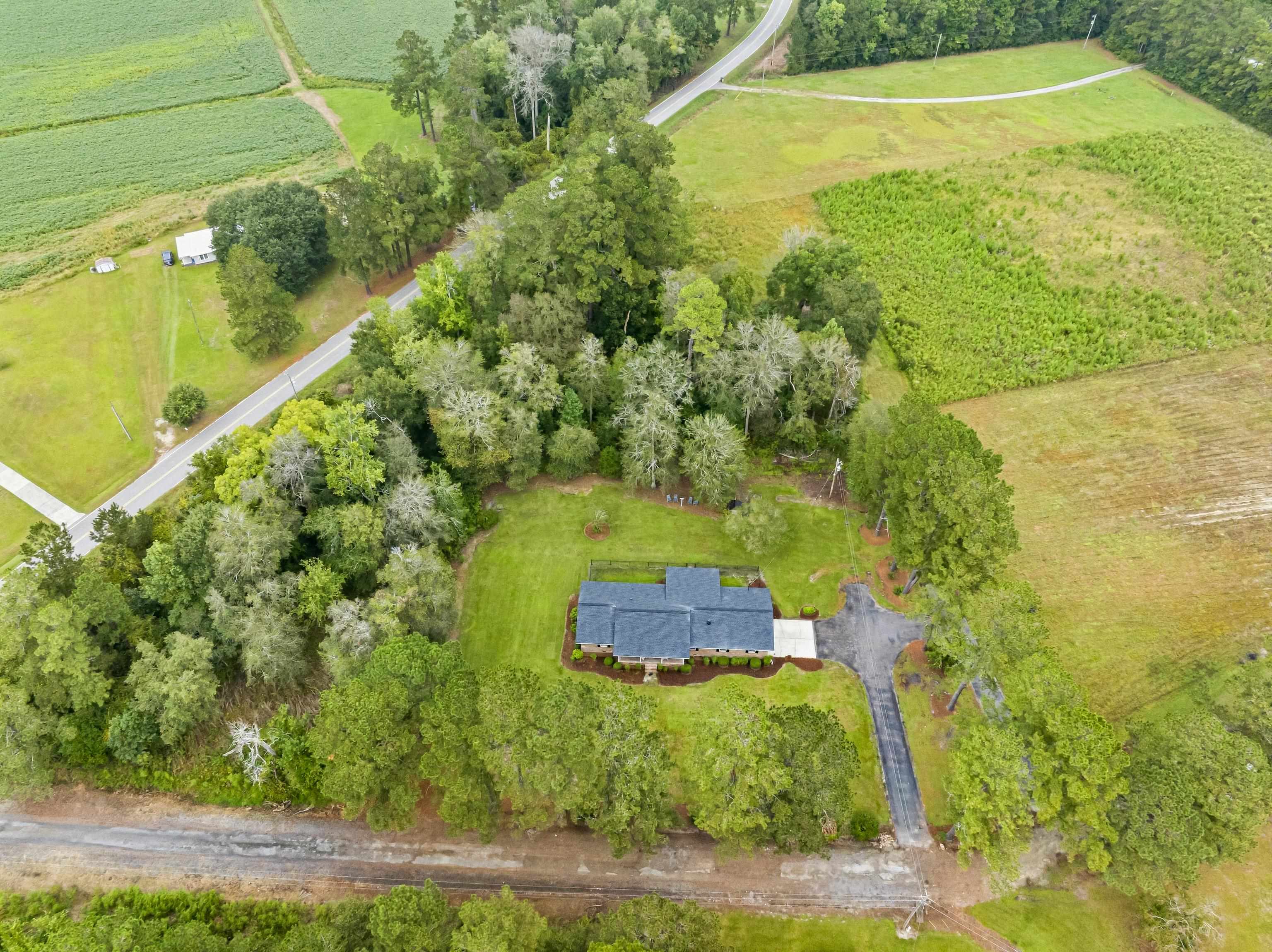 5315 U A Johnson Ln Property Photo 3