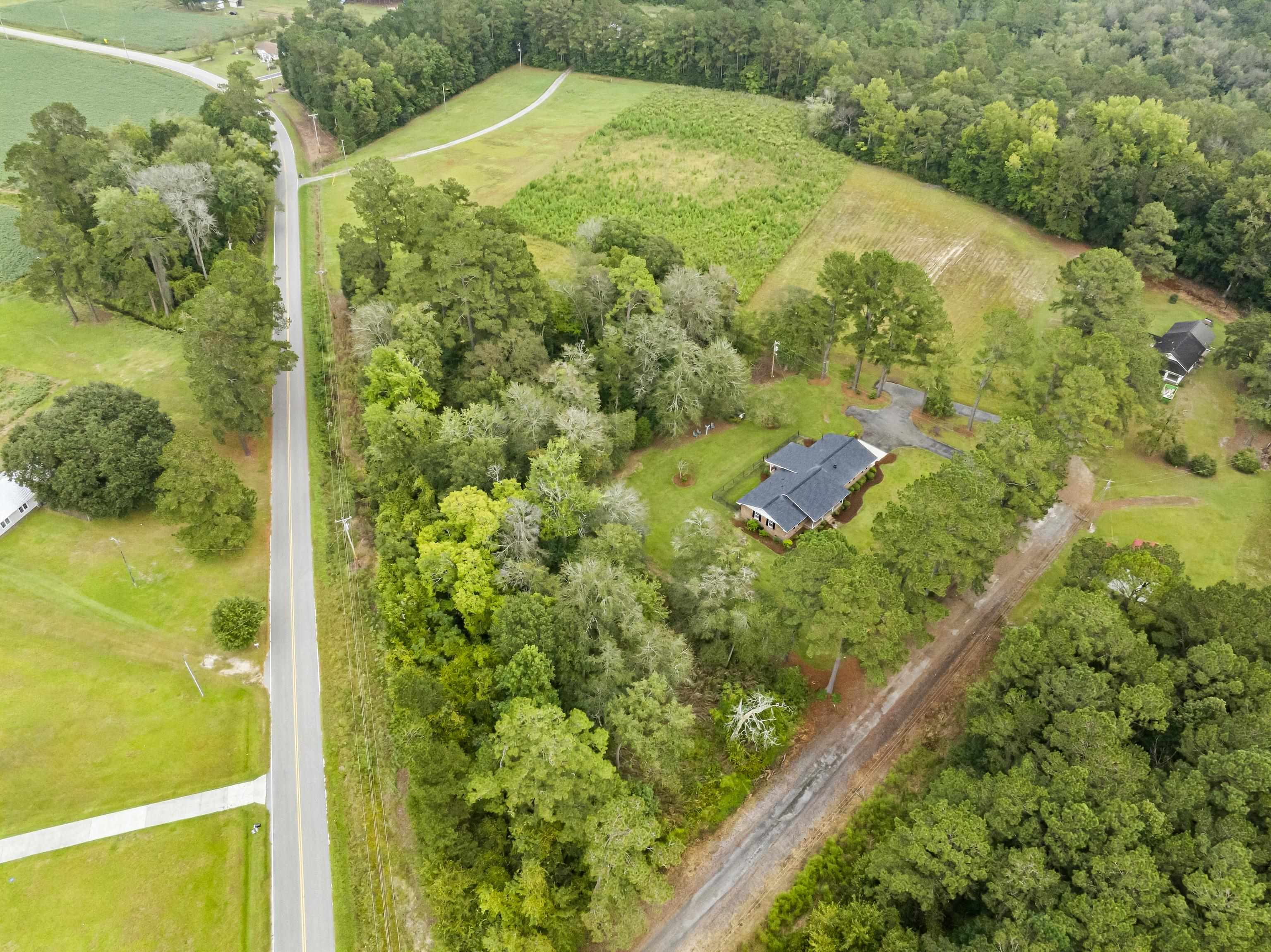 5315 U A Johnson Ln Property Photo 4