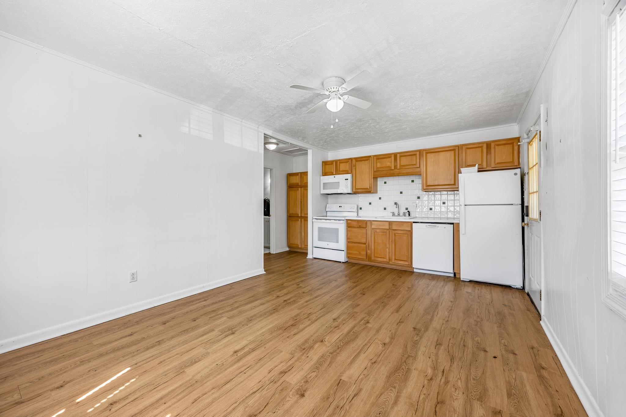 212 Dogwood Dr. N Property Photo 26