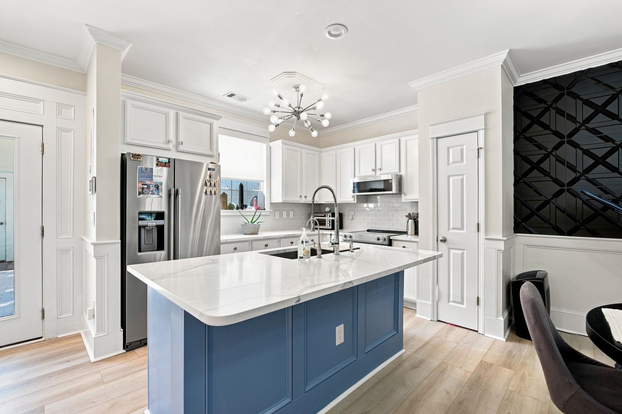 750 Howard Ave. Property Photo 12
