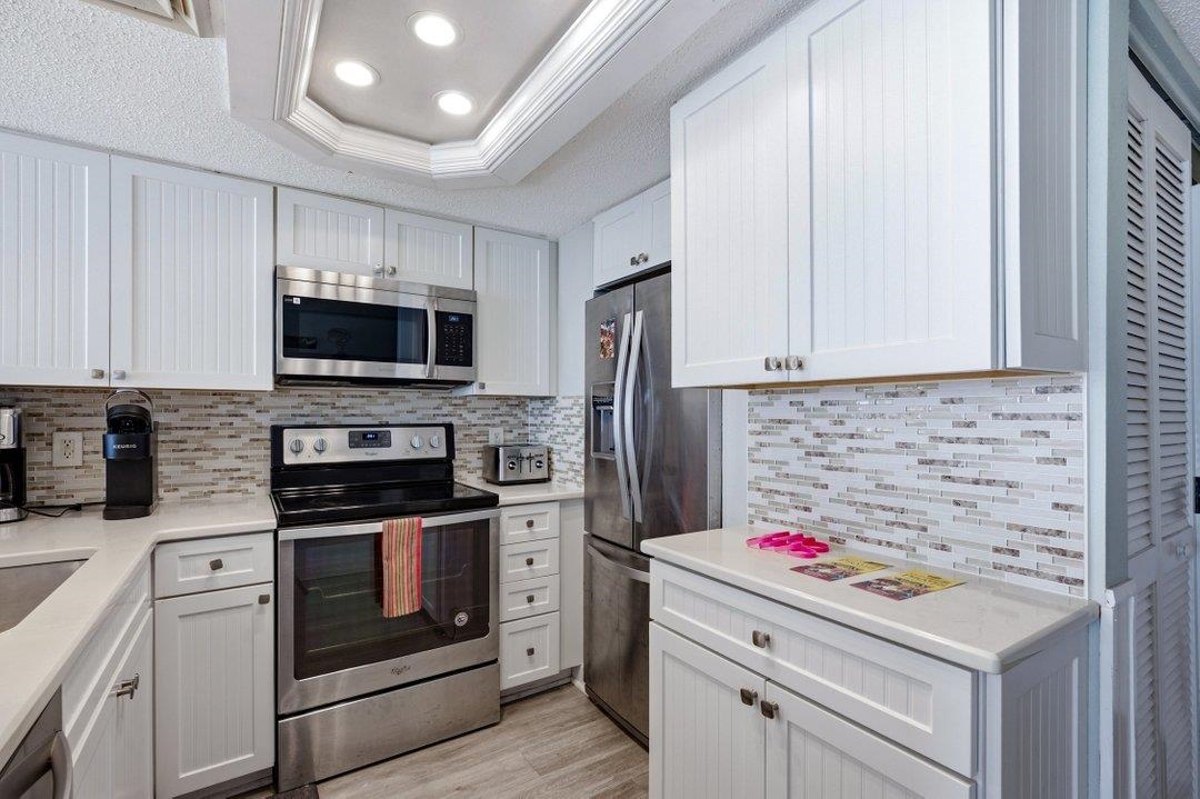 2711 S Ocean Blvd. Property Photo 8
