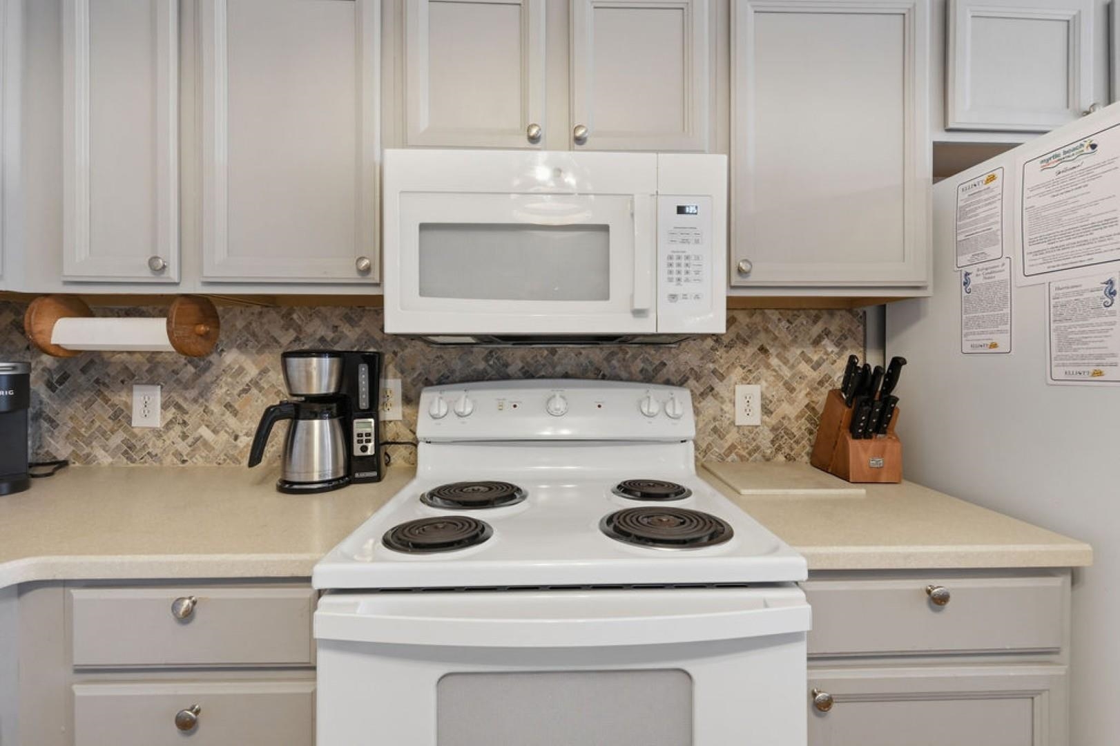 9670 Shore Dr. Property Photo 12