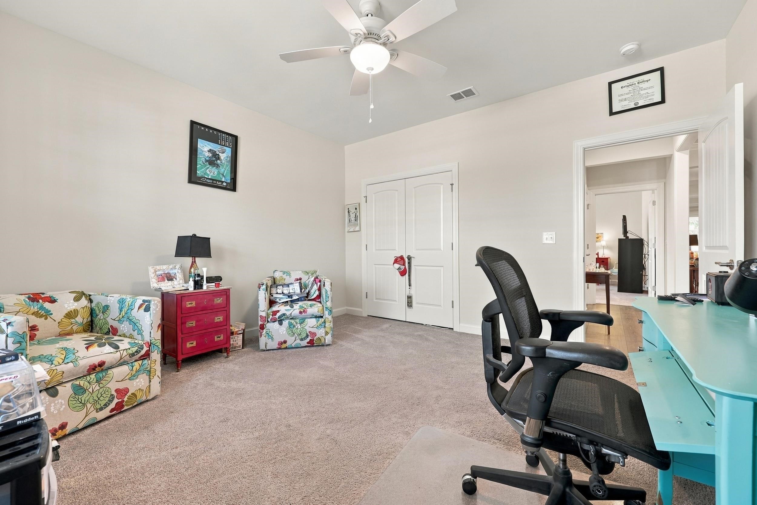 450 Cascade Loop Property Photo 13