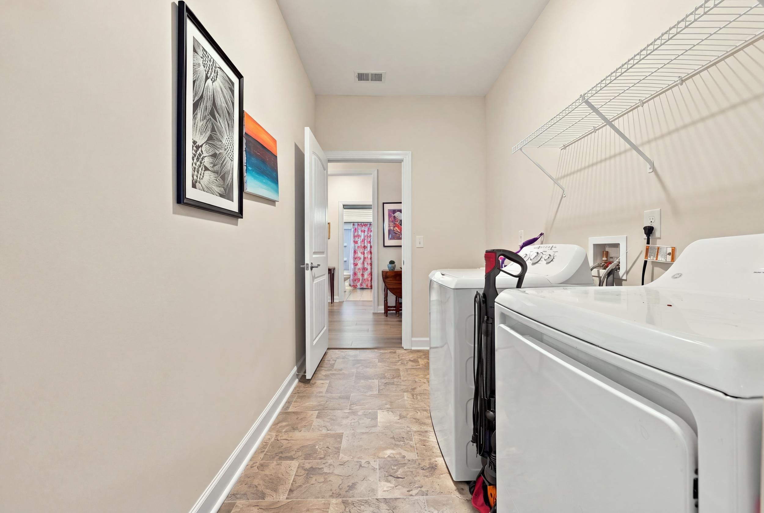 450 Cascade Loop Property Photo 18