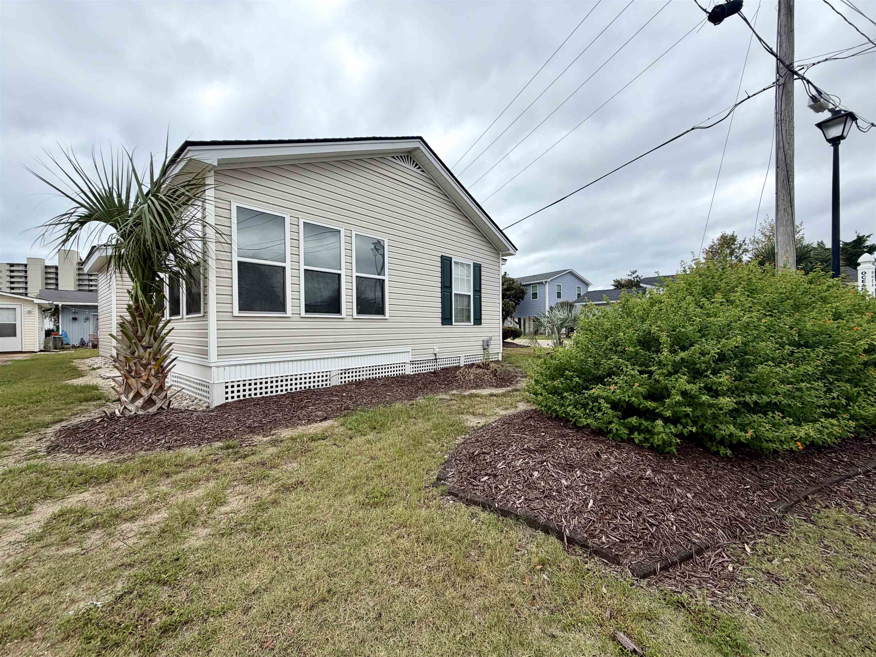 1940 Rhea Dr. Property Photo 42