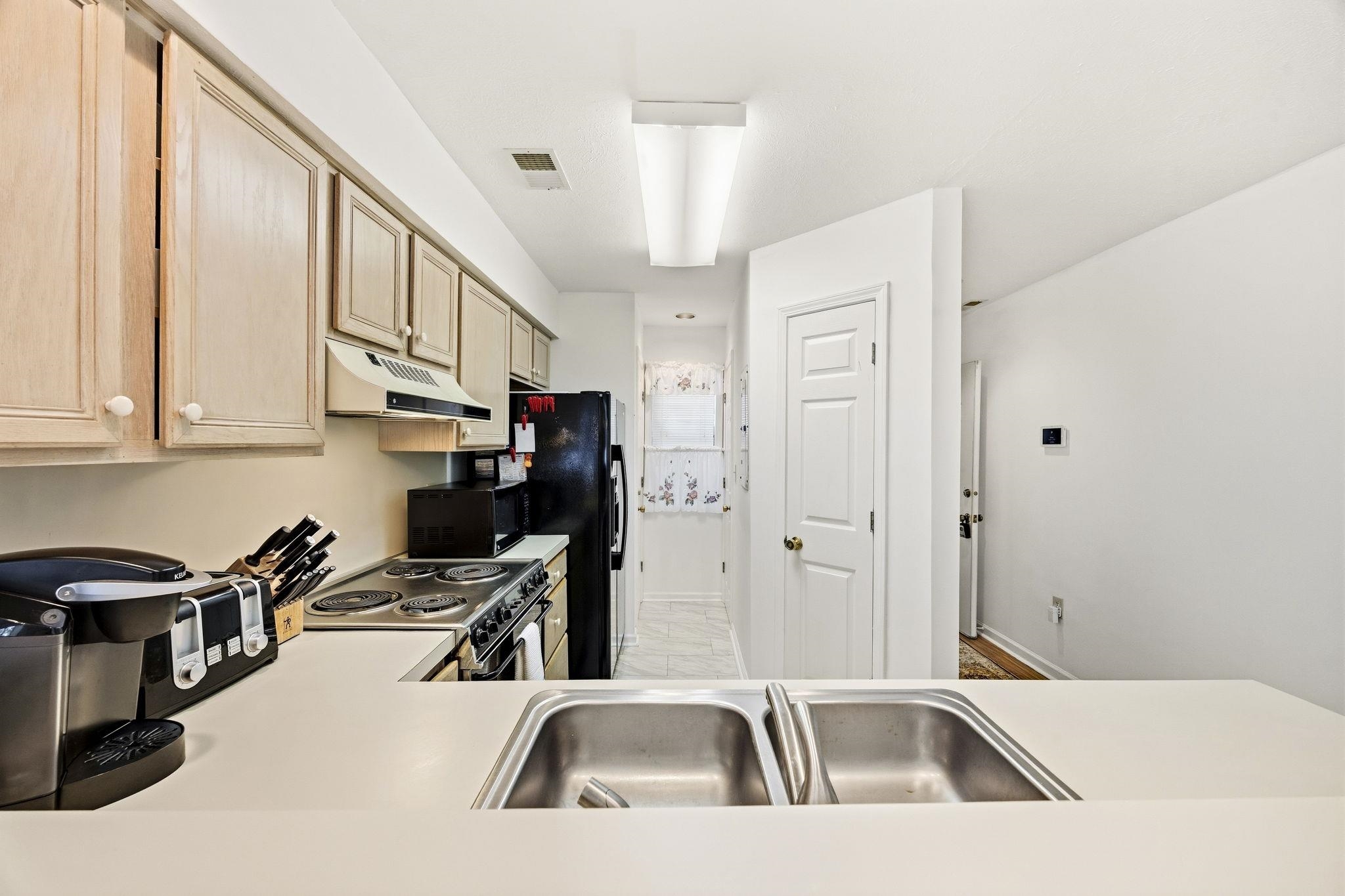 4107 Pinehurst Circle Property Photo 5