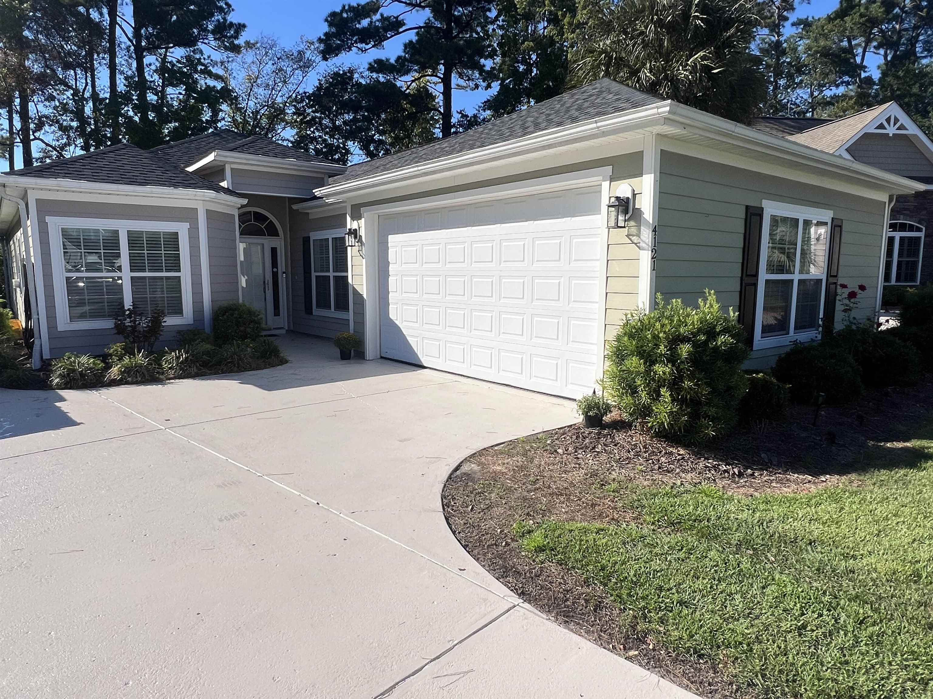 4121 Heather Lakes Dr. Property Photo 1