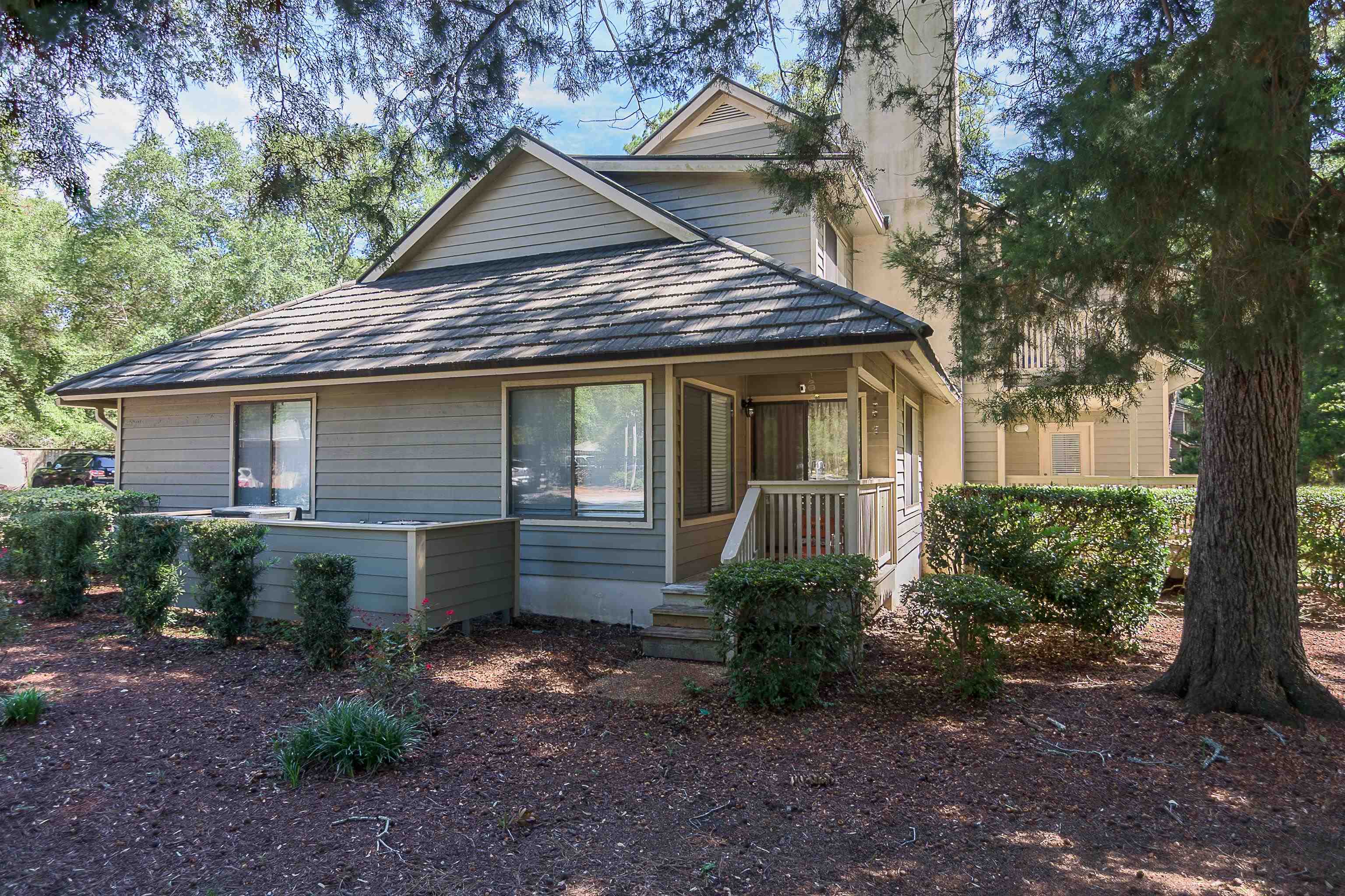102 Blyth Circle Property Photo 3