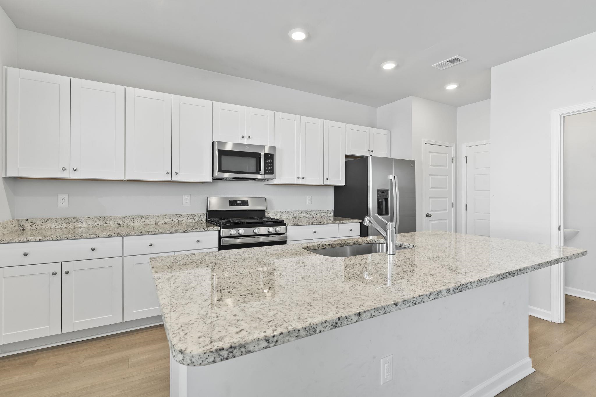78 S Reindeer Rd. Property Photo 10