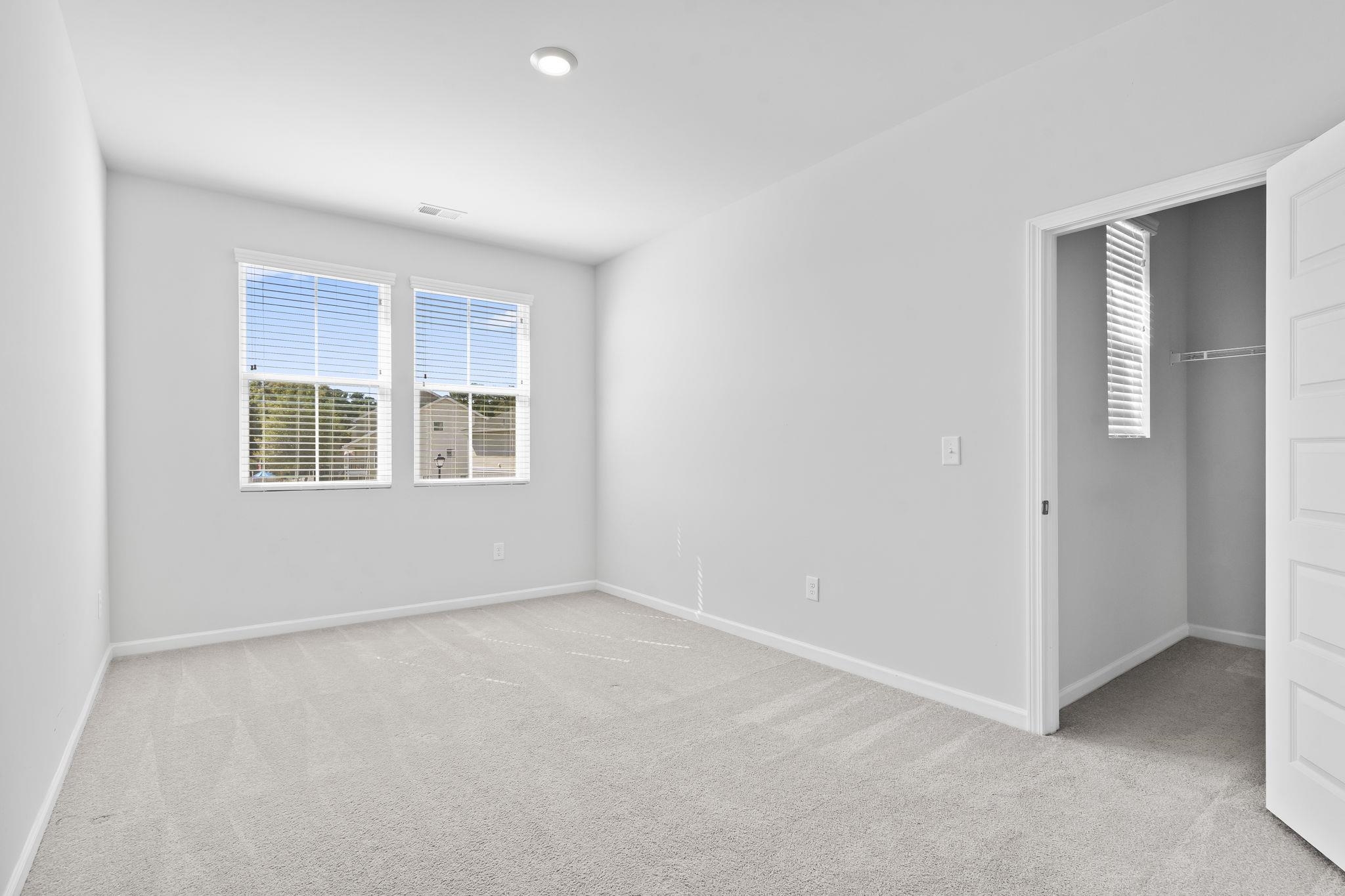 78 S Reindeer Rd. Property Photo 23