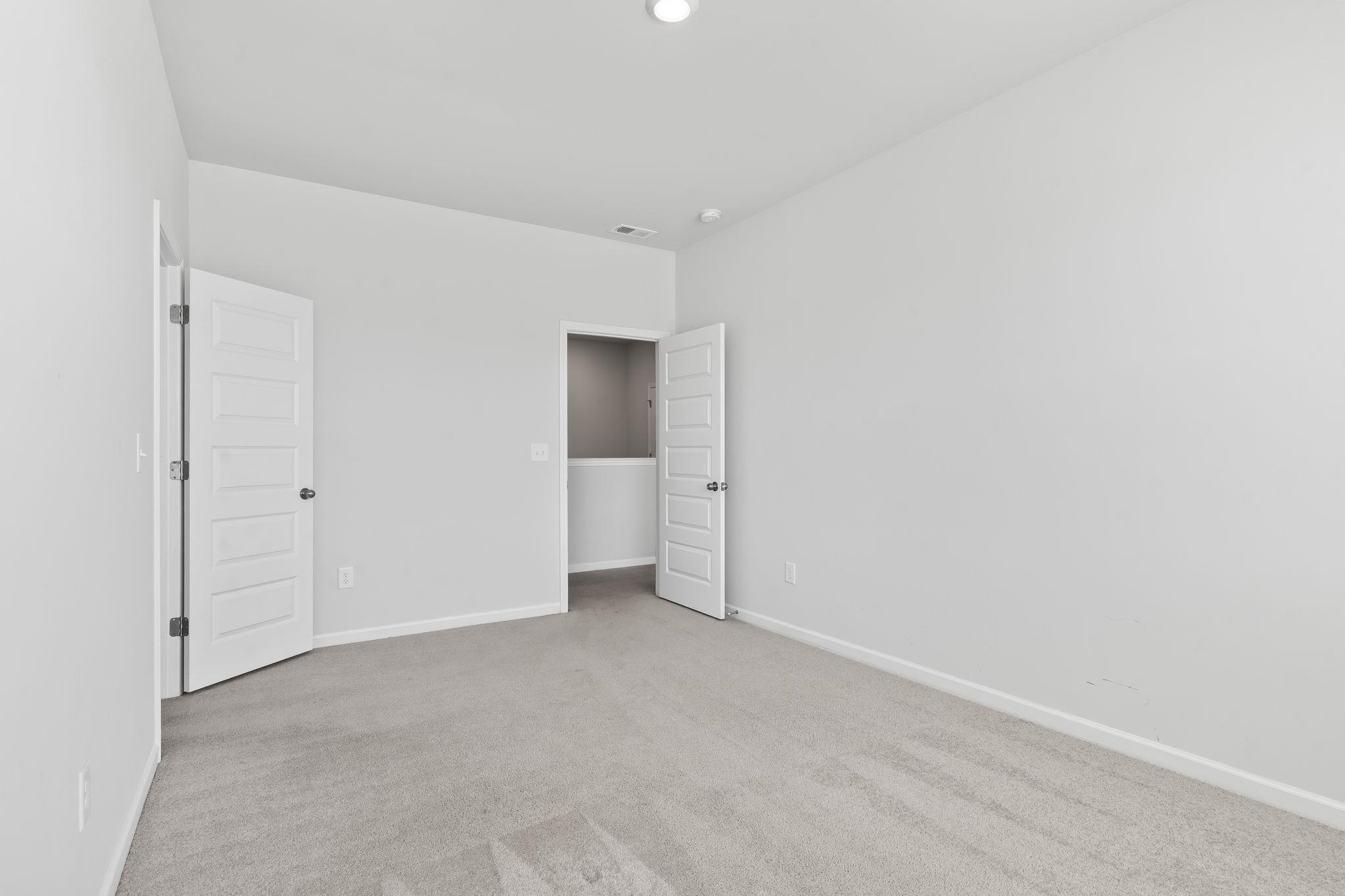78 S Reindeer Rd. Property Photo 24