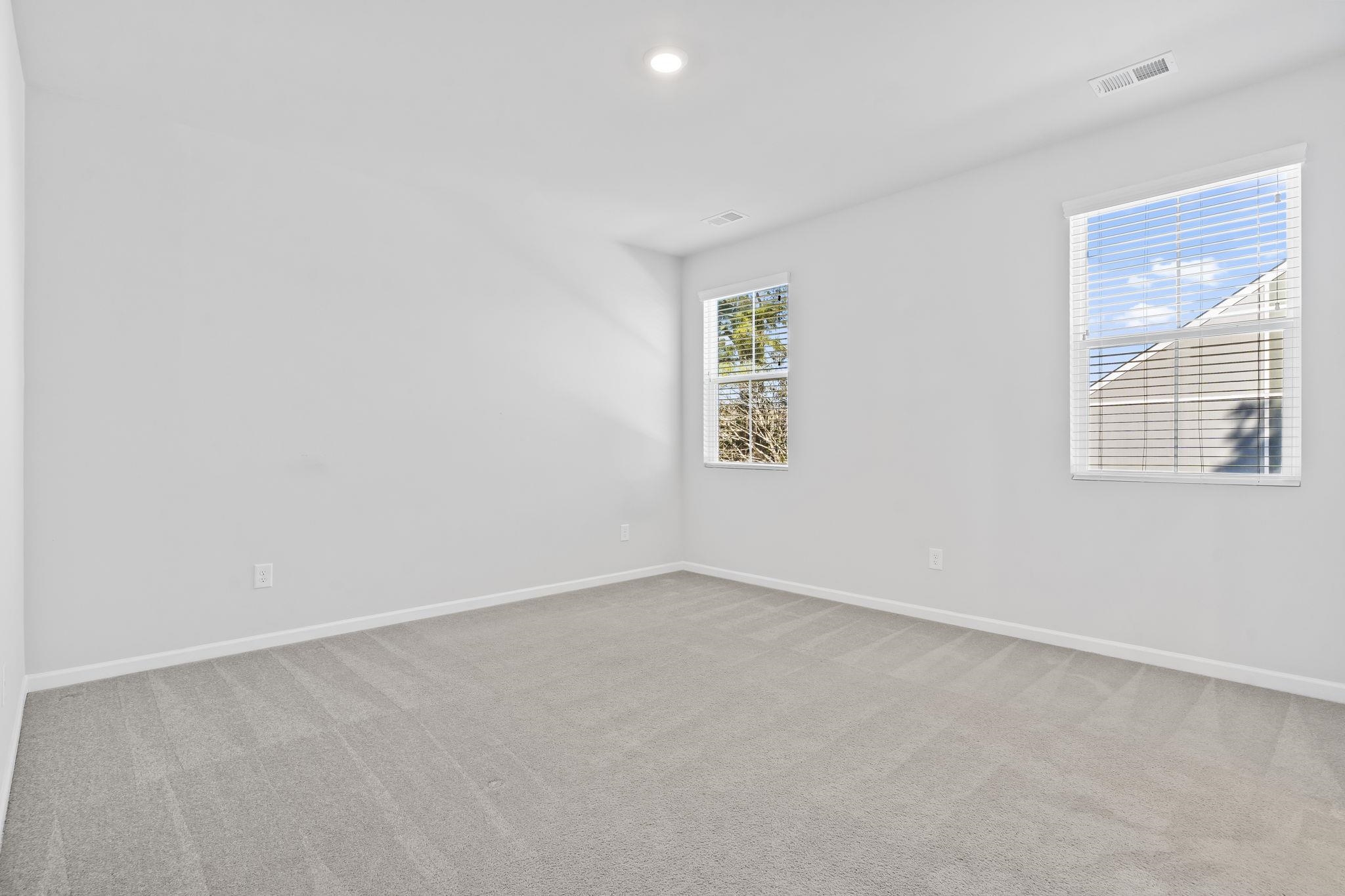 78 S Reindeer Rd. Property Photo 26