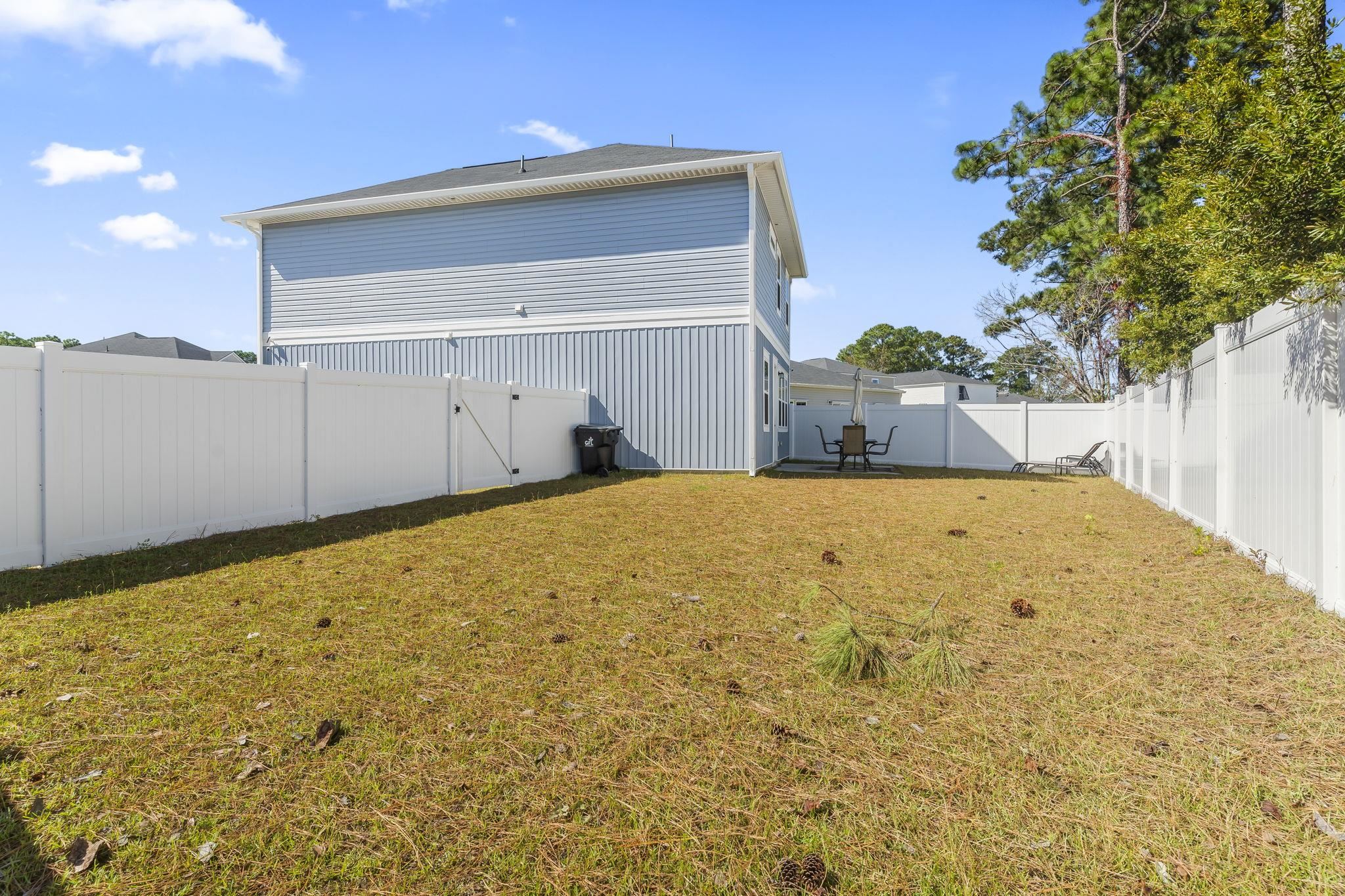 78 S Reindeer Rd. Property Photo 33
