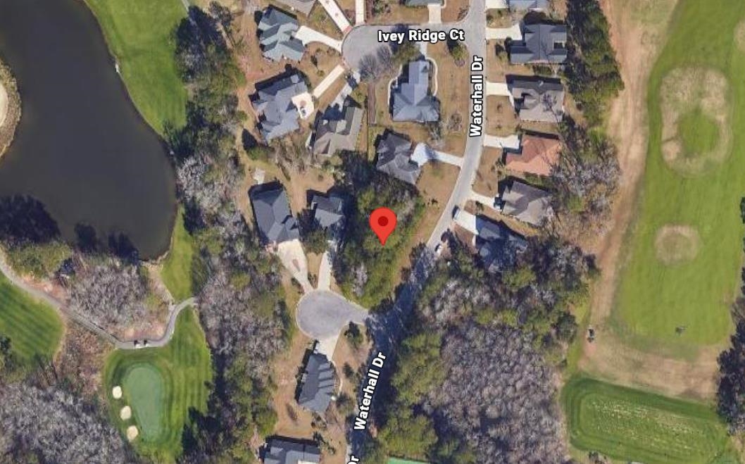 131 Waterhall Dr. Property Photo 7