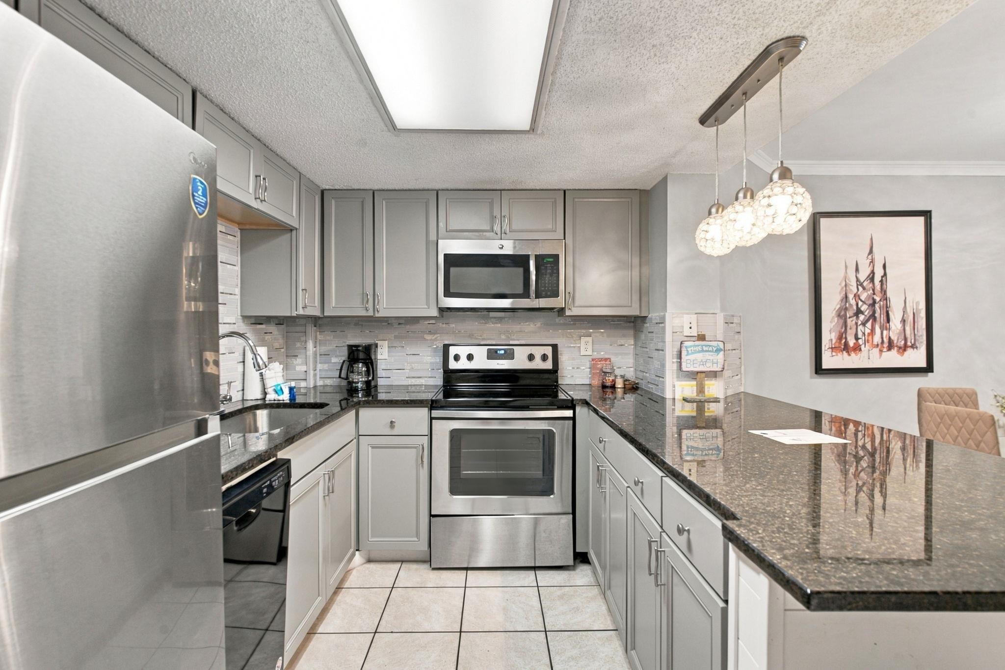 5511 N Ocean Blvd. Property Photo 15