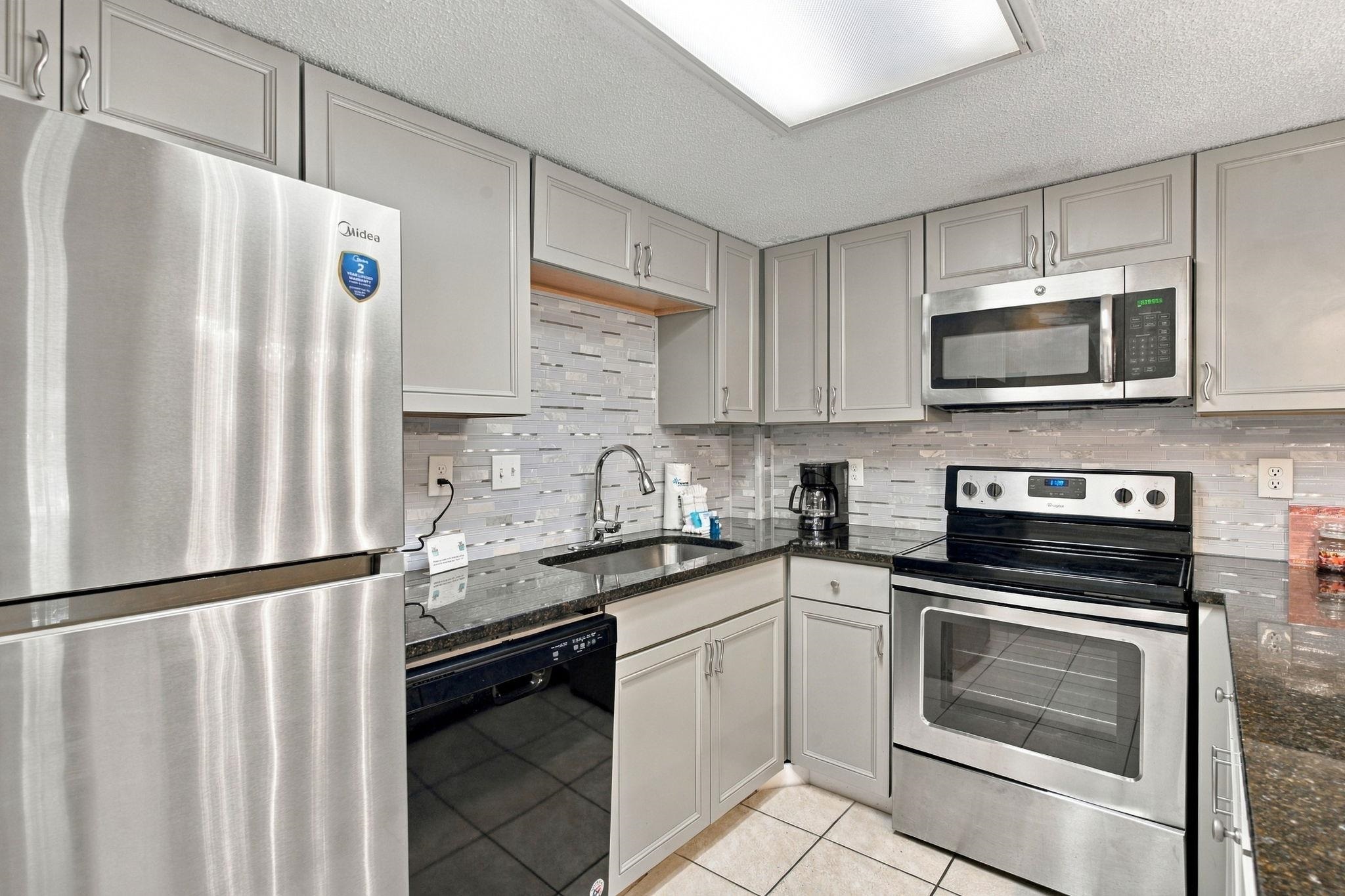 5511 N Ocean Blvd. Property Photo 16