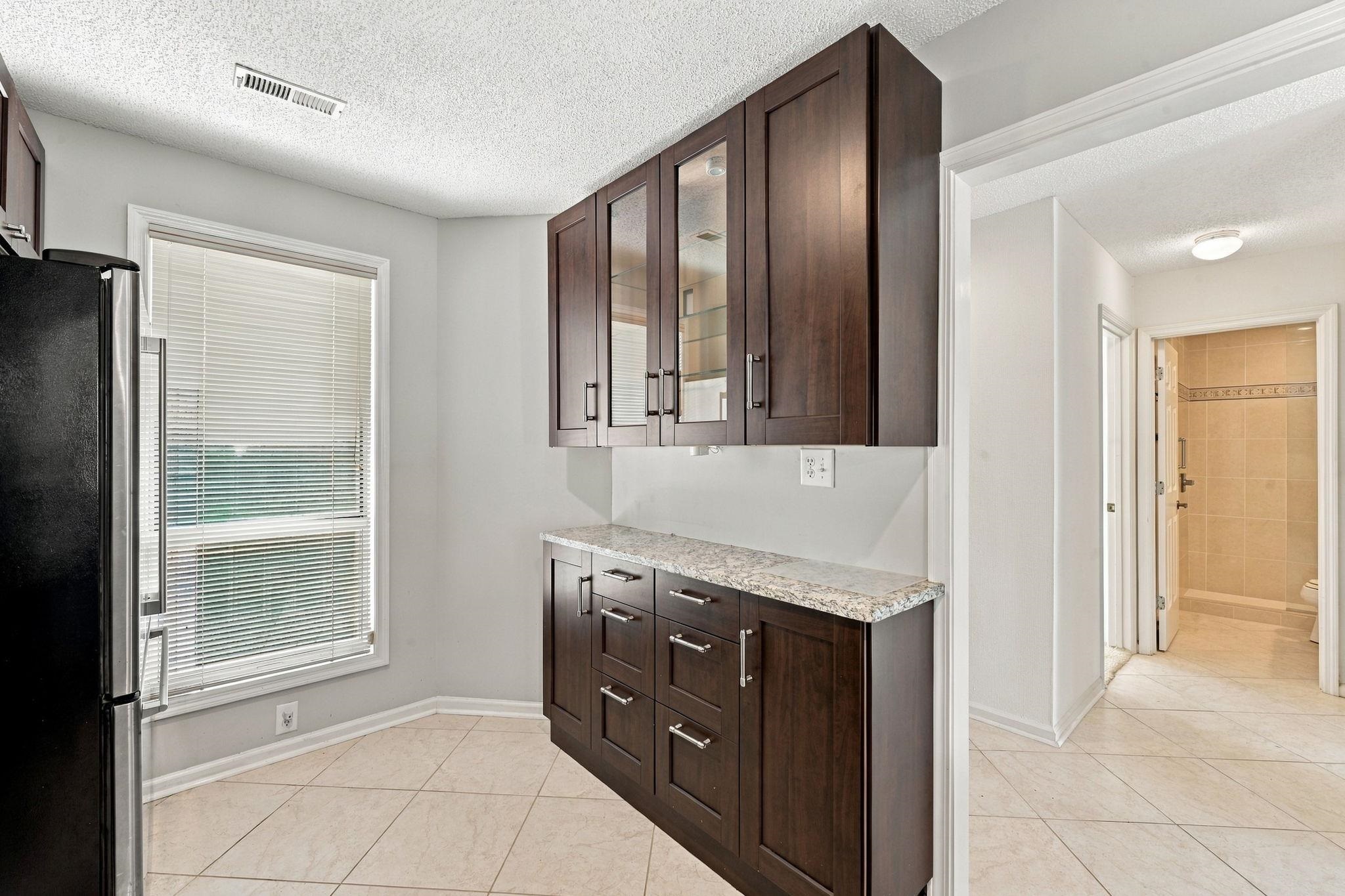 3809 Masters Ct. Property Photo 9