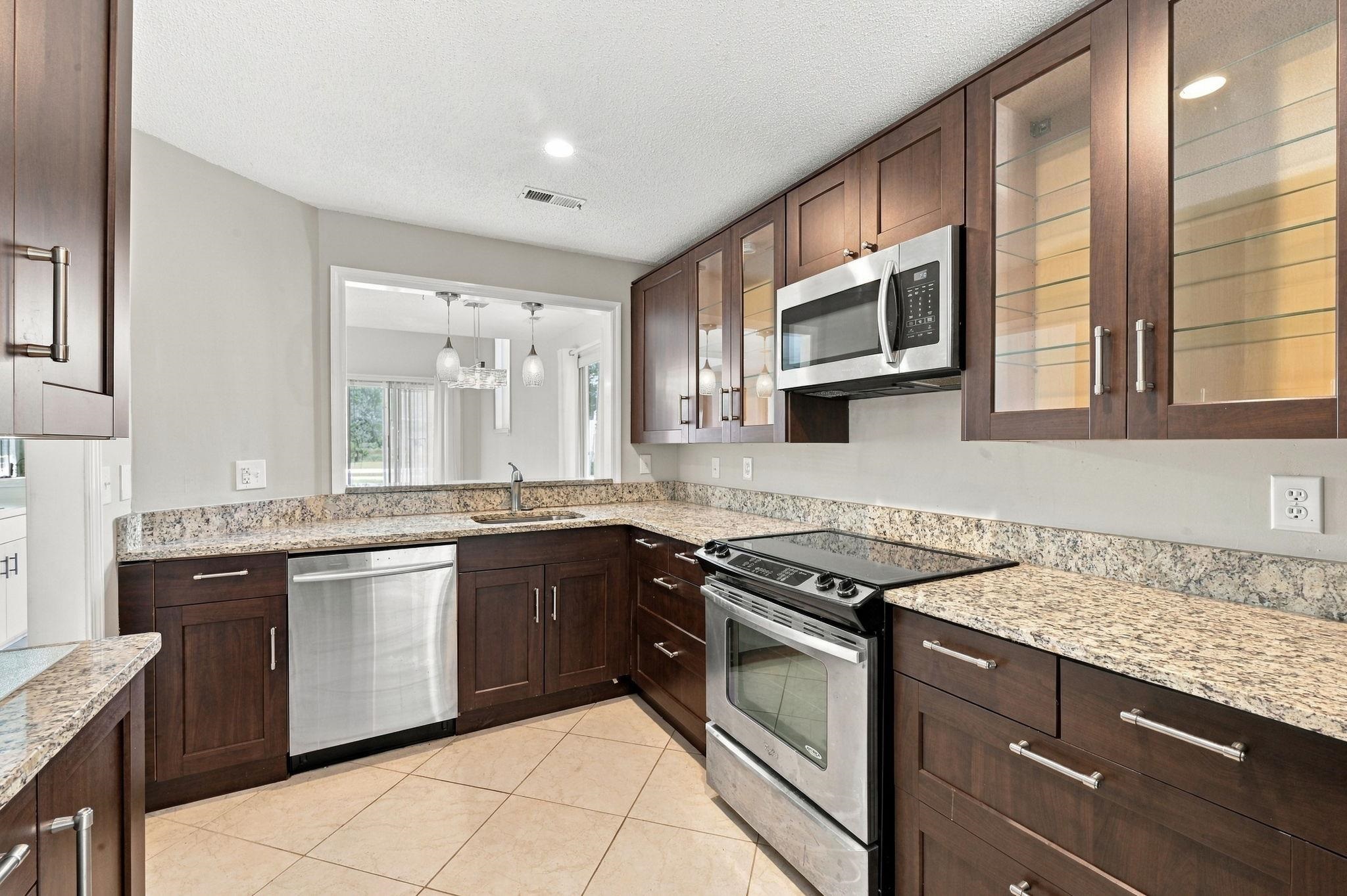 3809 Masters Ct. Property Photo 10