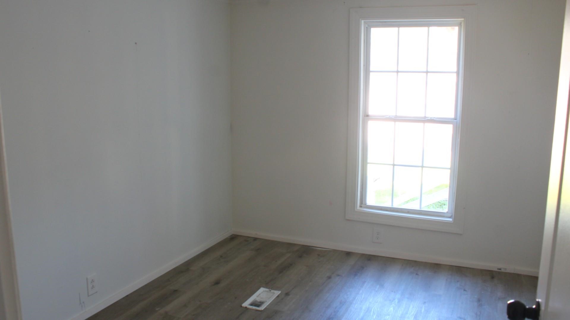 130 Folly Rd. Property Photo 7