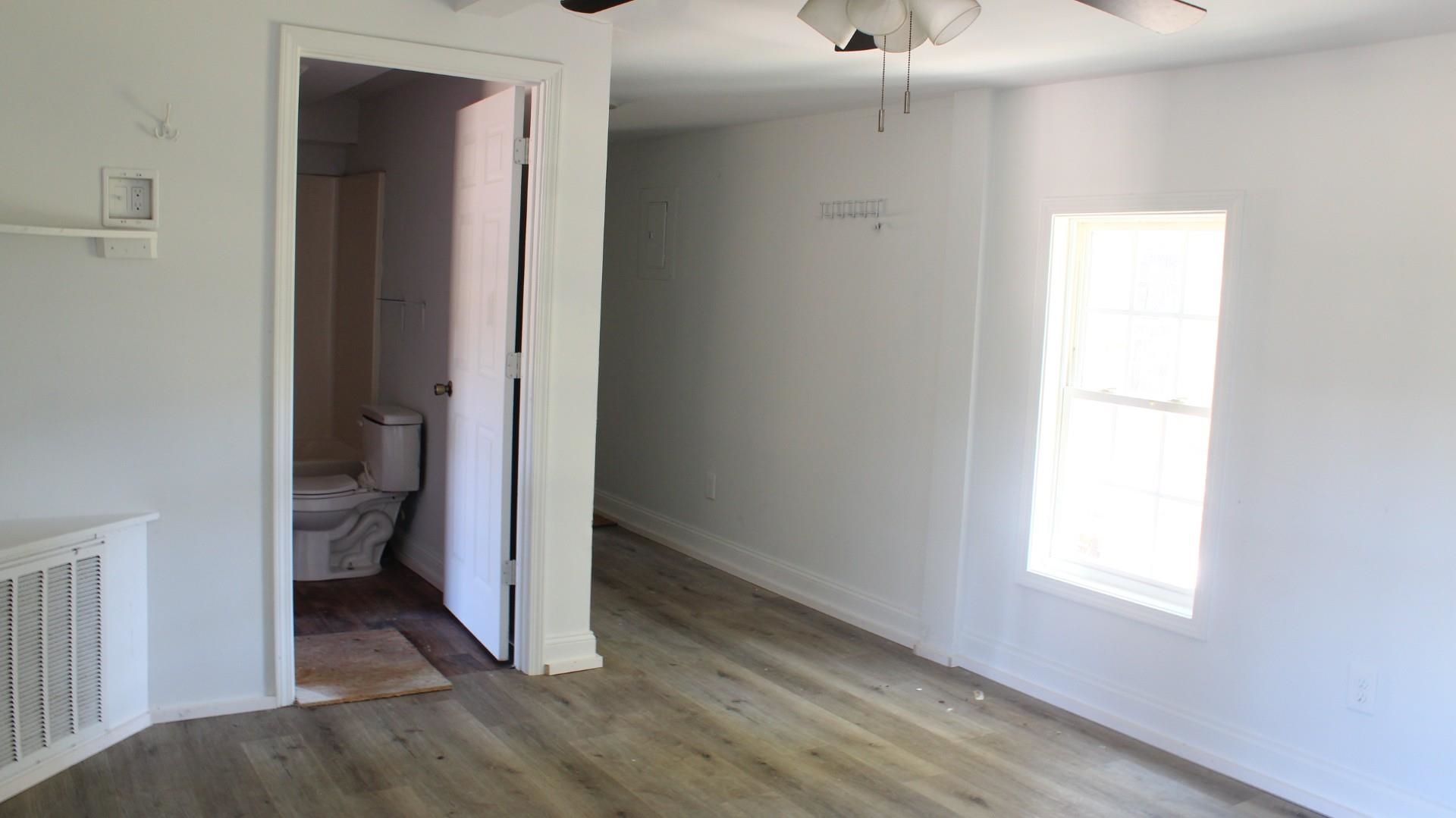 130 Folly Rd. Property Photo 11