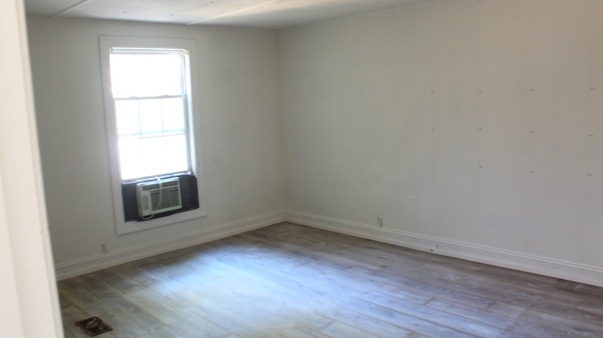 130 Folly Rd. Property Photo 14