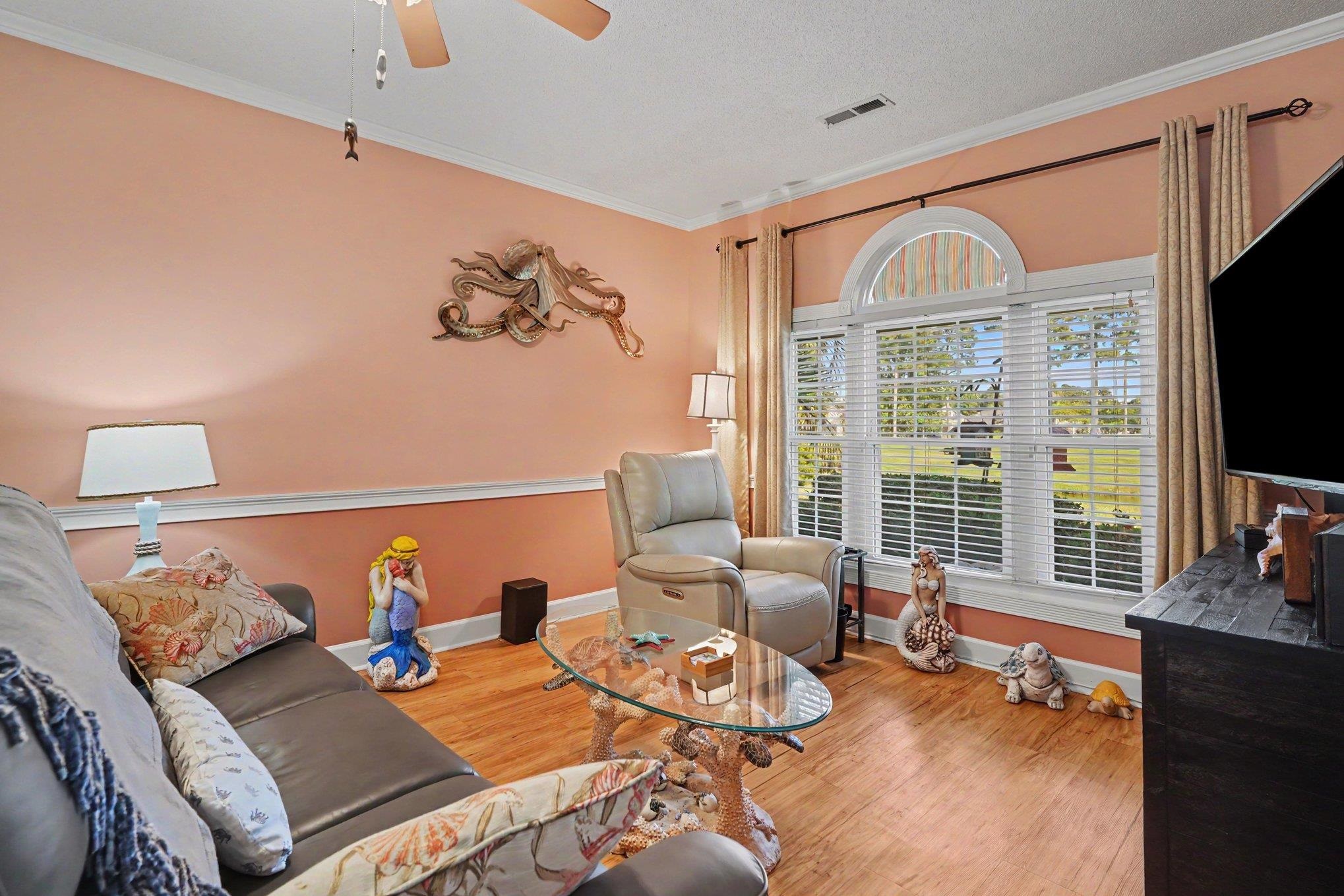 699 Riverwalk Dr. Property Photo 5