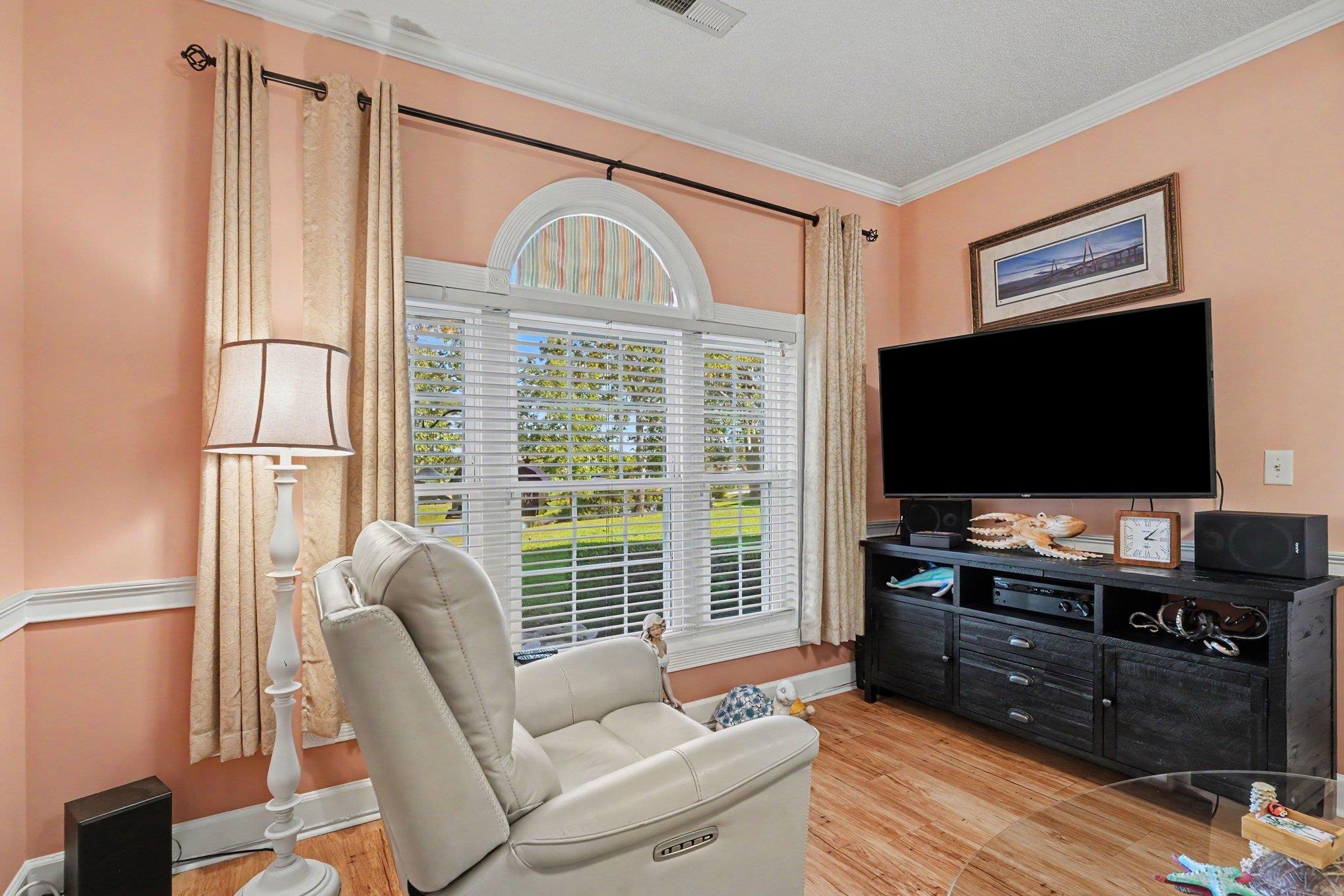 699 Riverwalk Dr. Property Photo 7