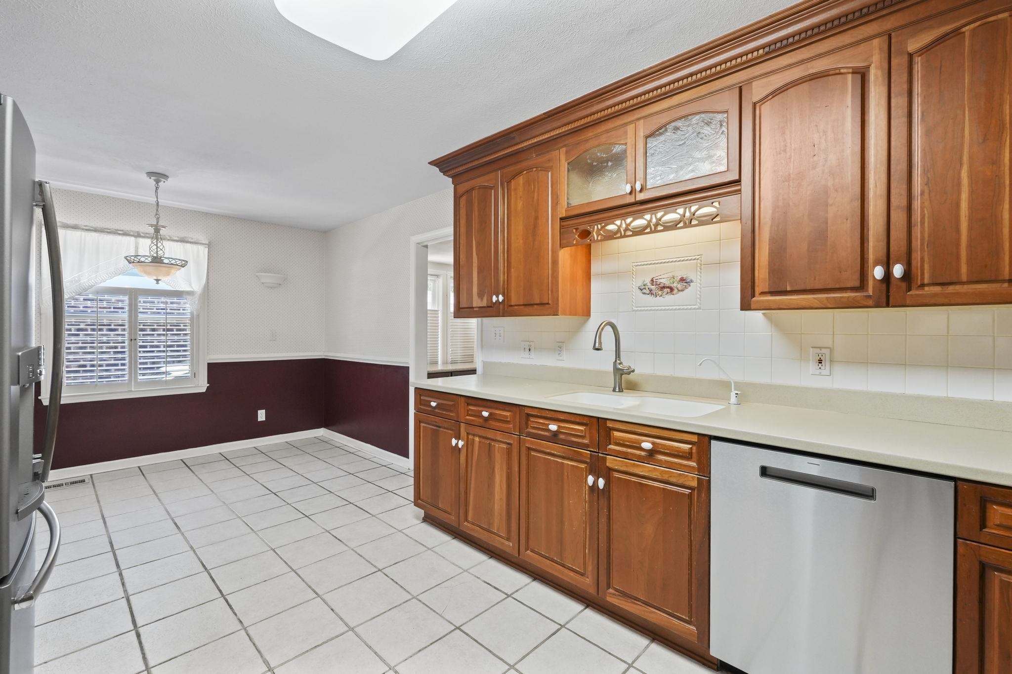 5518 Springs Ave. Property Photo 15
