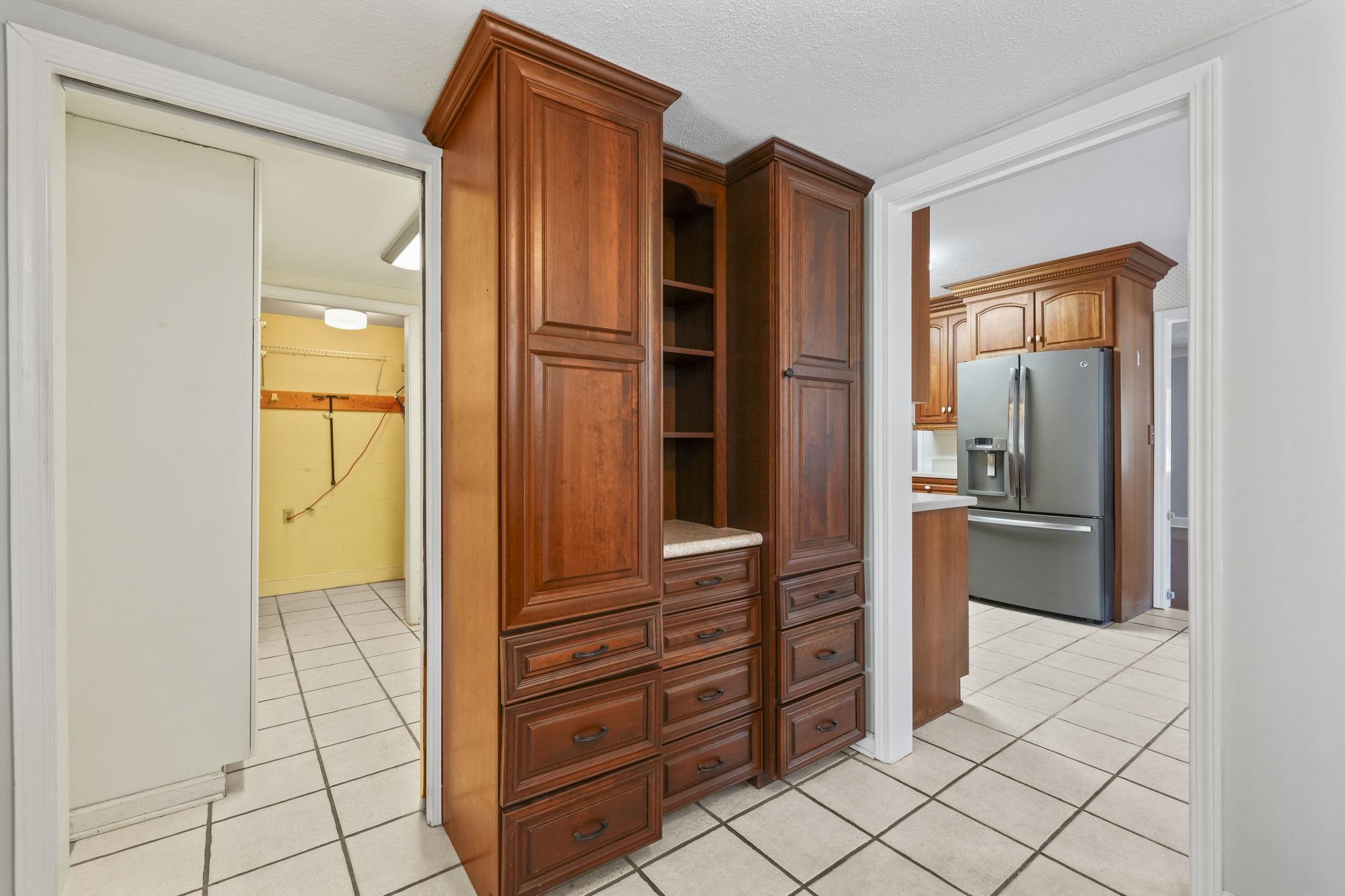 5518 Springs Ave. Property Photo 19