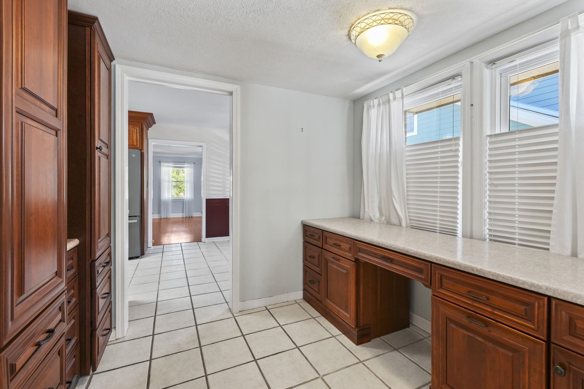 5518 Springs Ave. Property Photo 20
