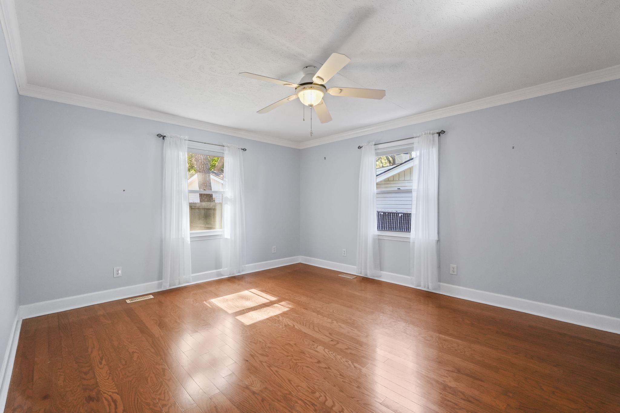 5518 Springs Ave. Property Photo 32