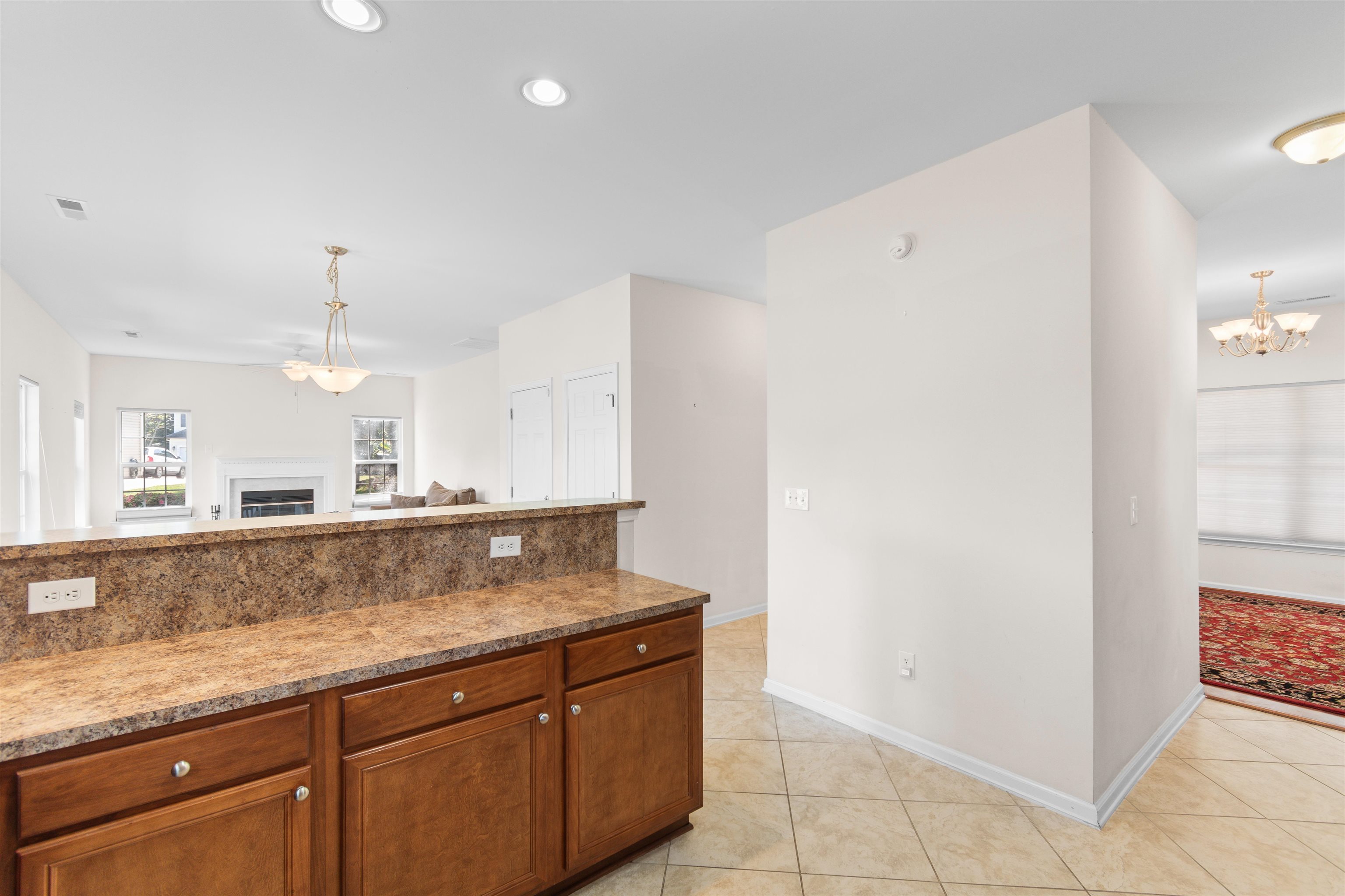 1004 Pecan Grove Blvd. Property Photo 10