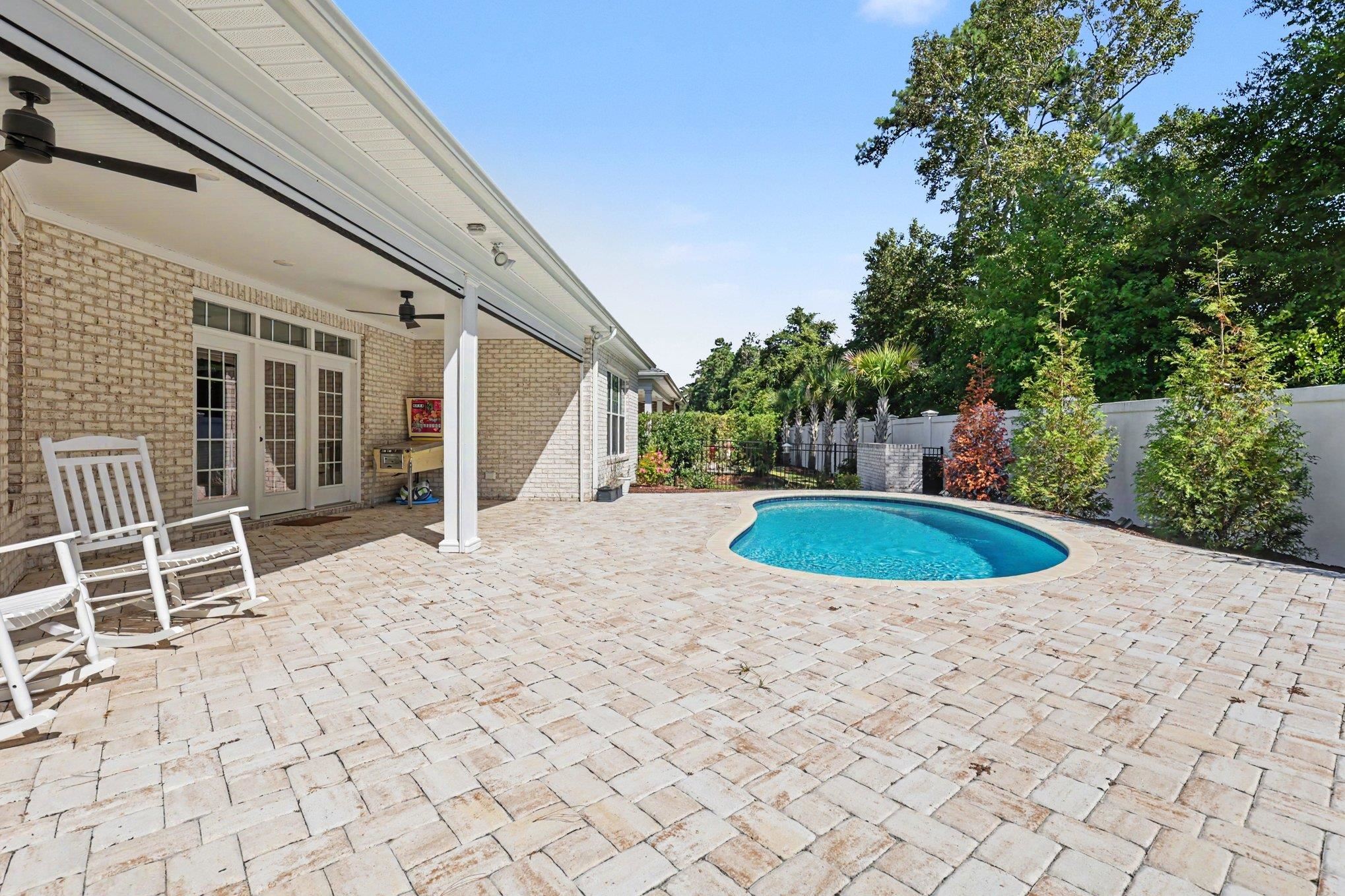 842 Monterrosa Dr. Property Photo 33