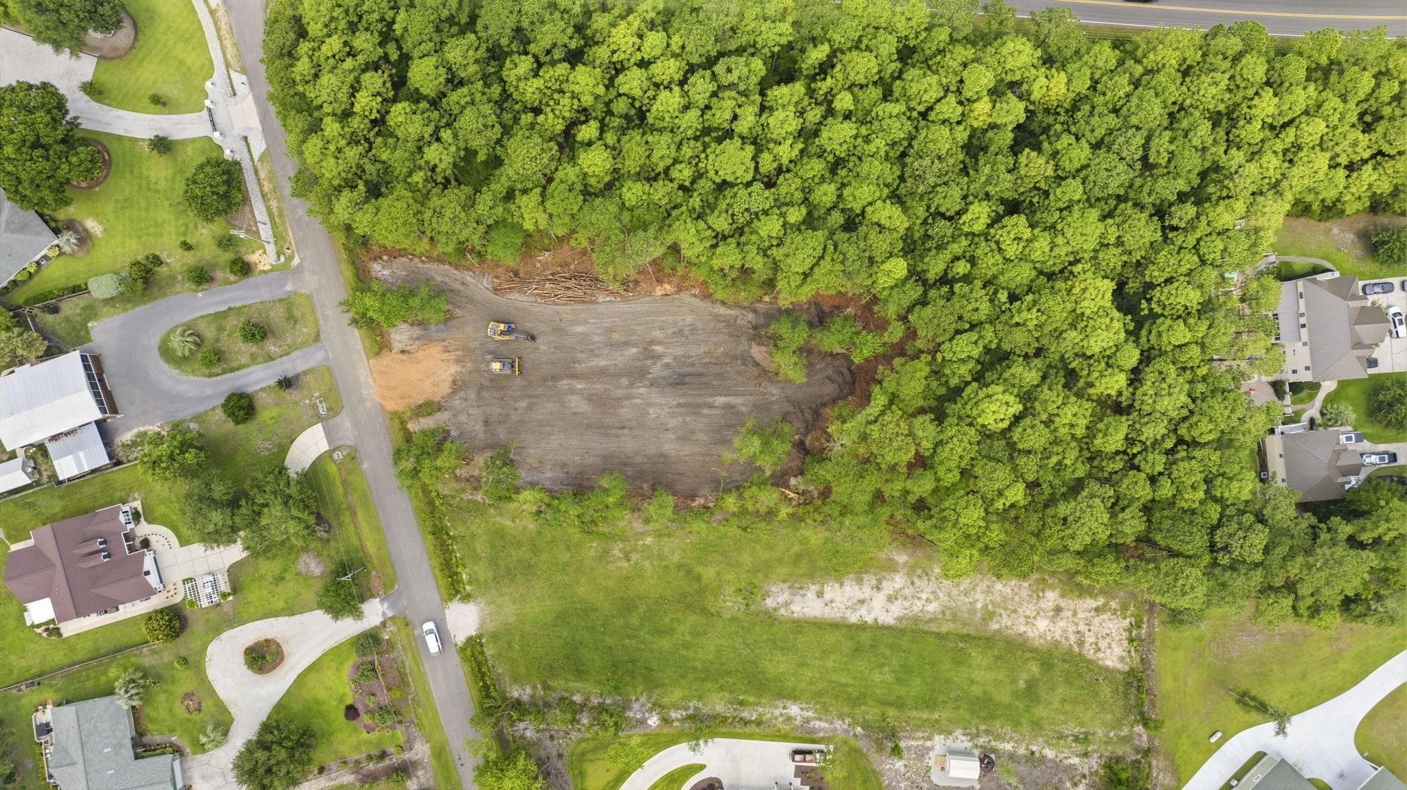 1b Brace Dr. Property Photo 6