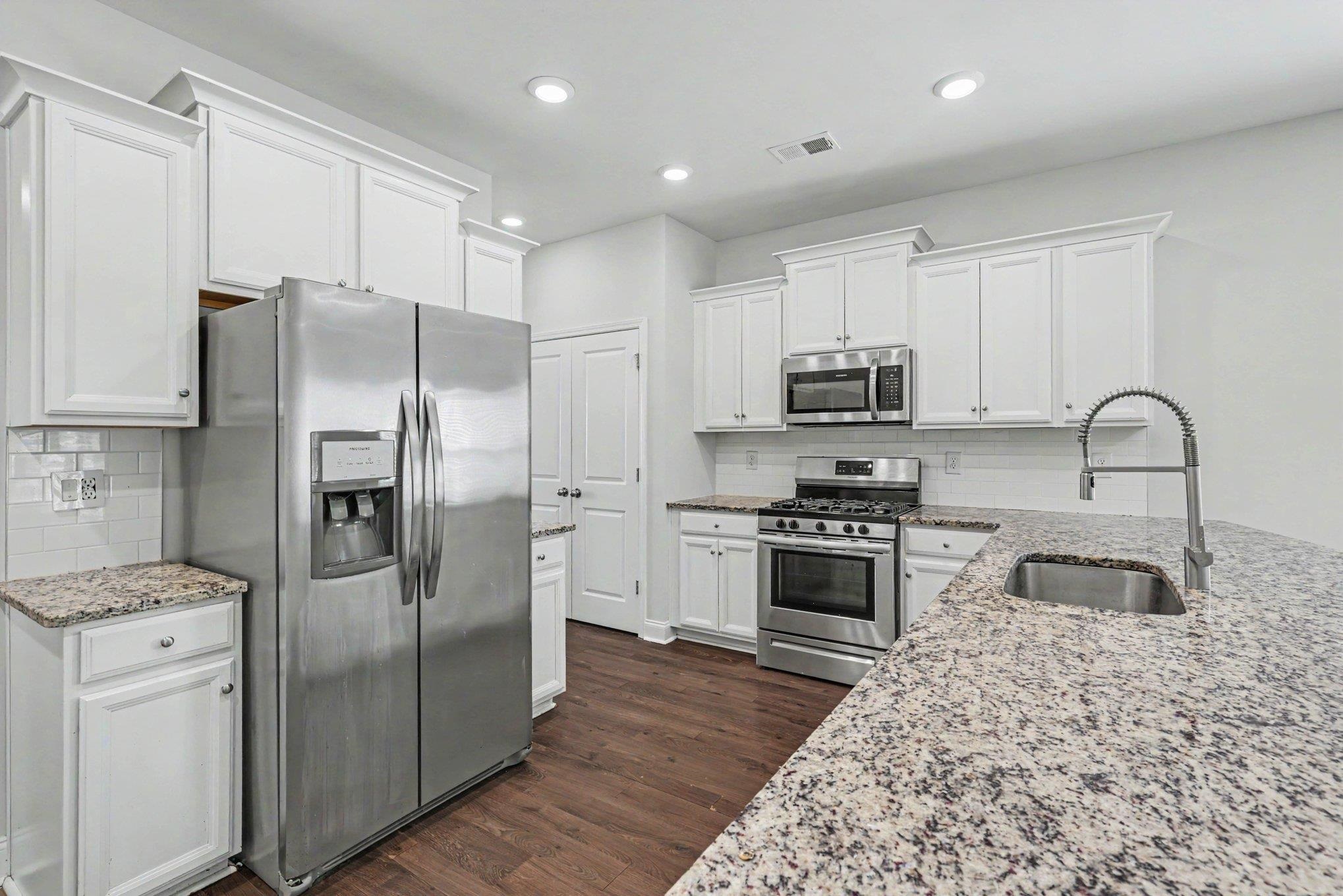 7115 Swansong Circle Property Photo 11