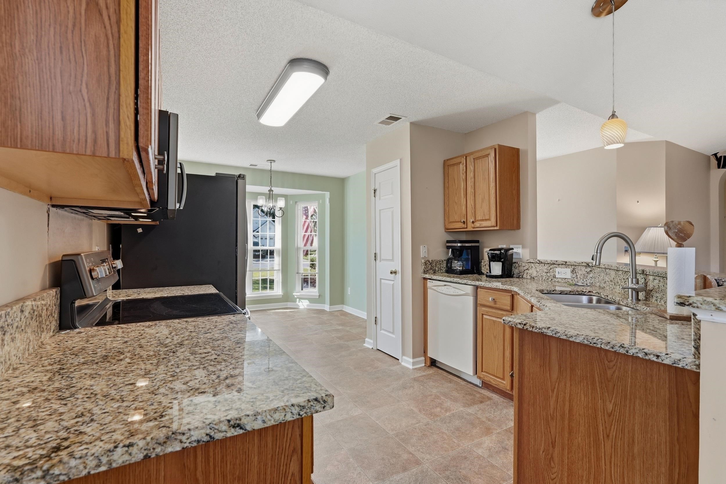 1237 Ambling Way Dr. Property Photo 12