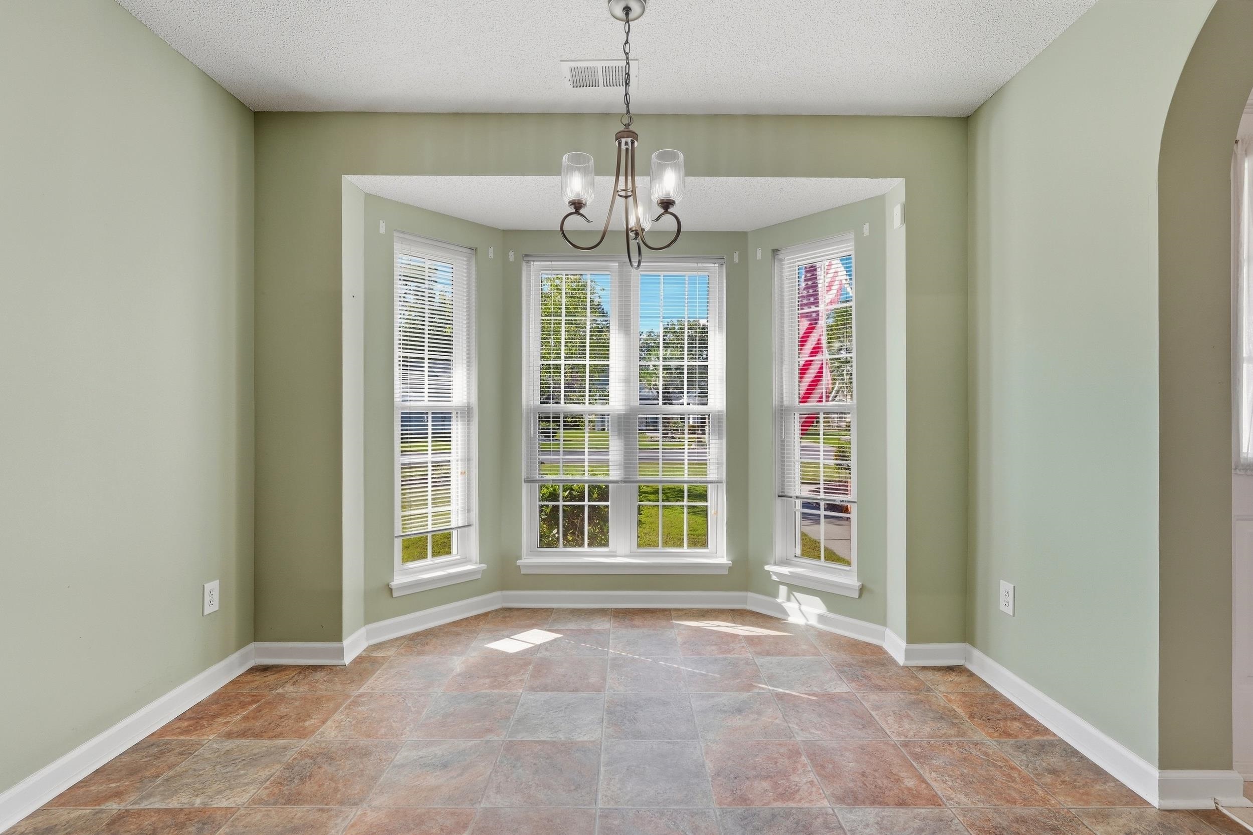 1237 Ambling Way Dr. Property Photo 15